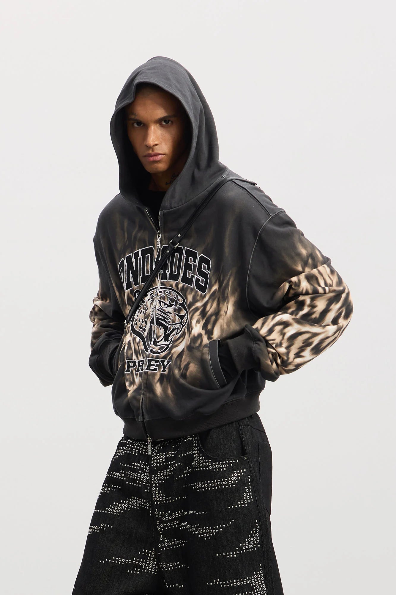 DND4DES Tiger Embroidered Zip-Up Hoodie