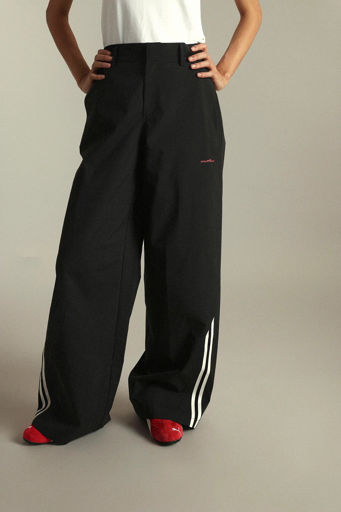 UMAMIISM Side Stripe Quick-Dry Straight-Leg Pants