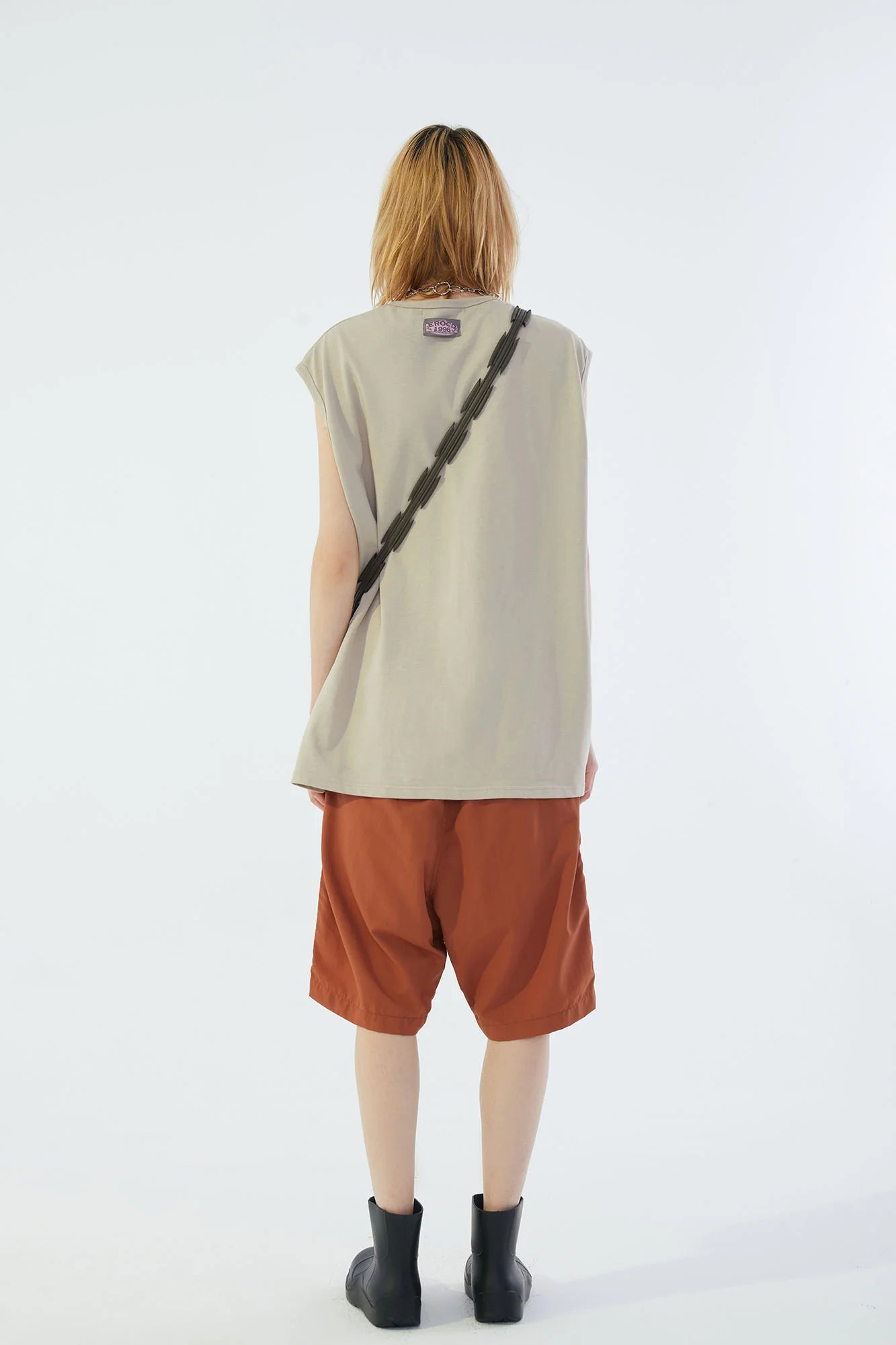 ERROR CODE ROBT Portrait Graphic Mesh Lining Sleeveless Tee
