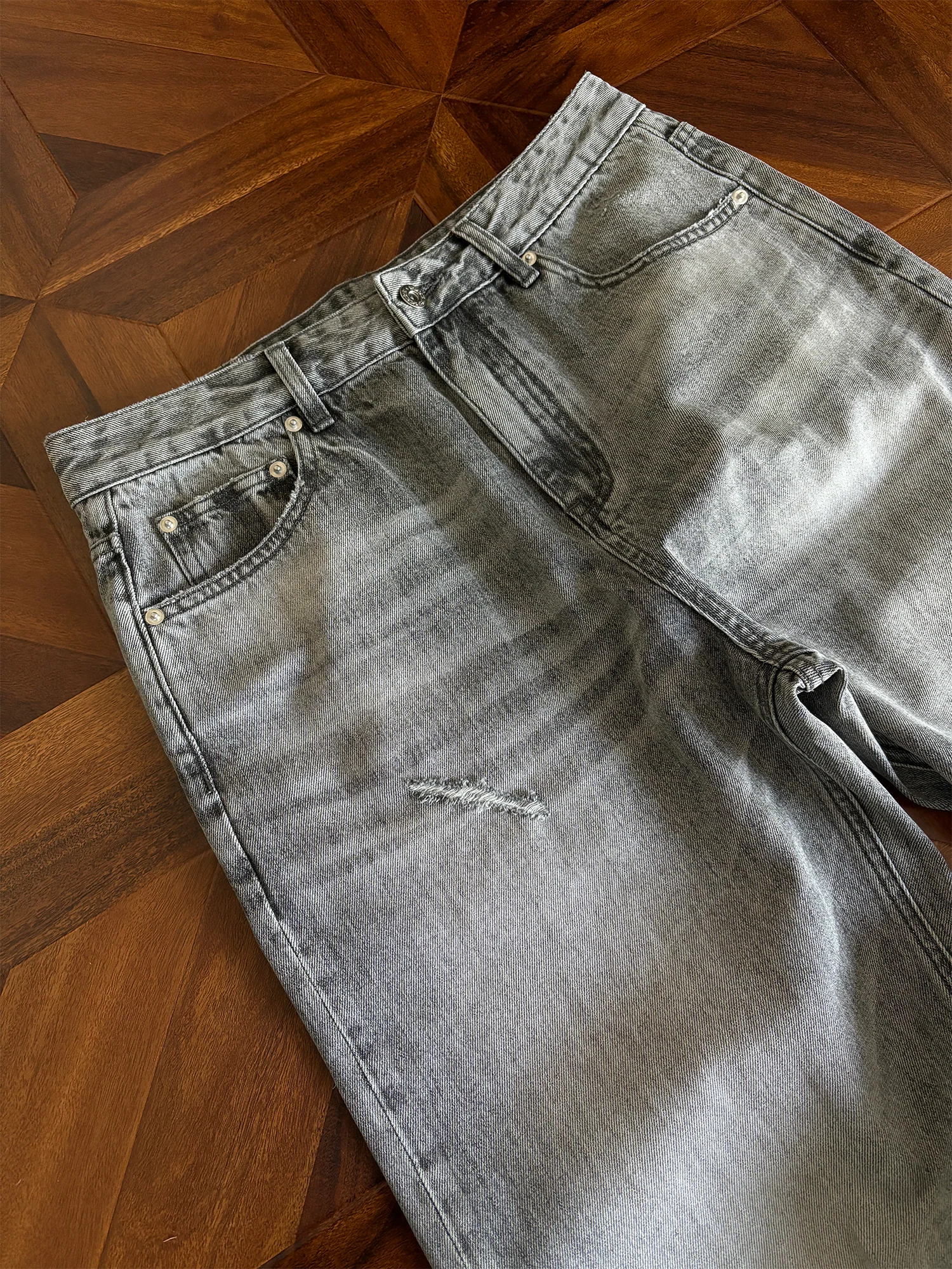KREATE Whisker Washed Straight-Leg Jeans