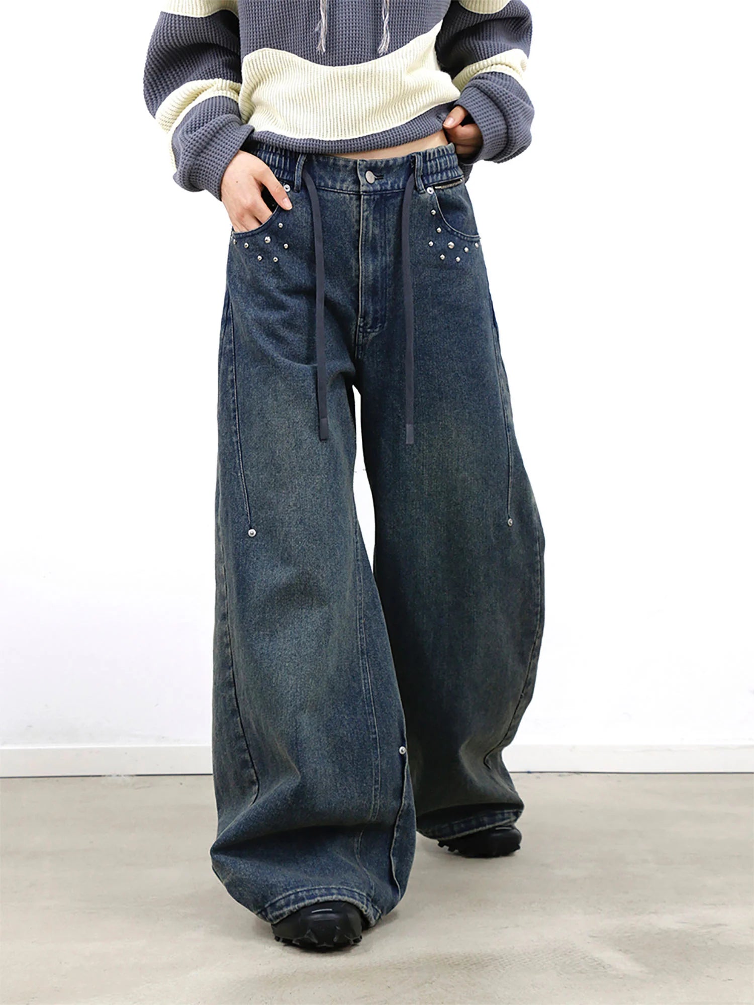 RELABEL Washed Studded Panel Oversized Jeans Blue
