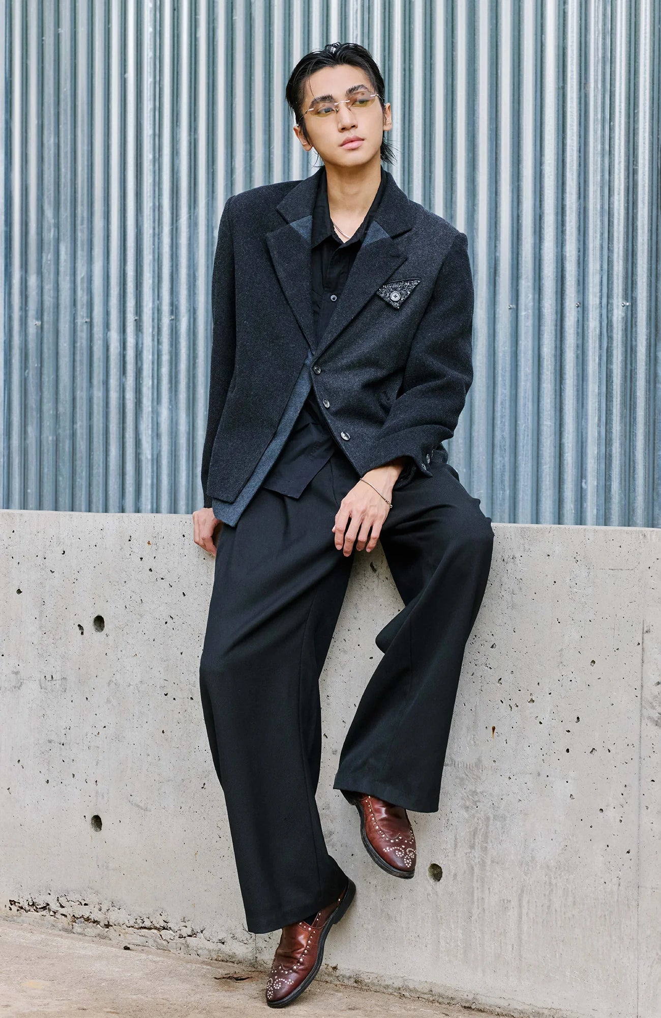ALVNG AR ANTS Asymmetrical Hem Wool-Blend Blazer