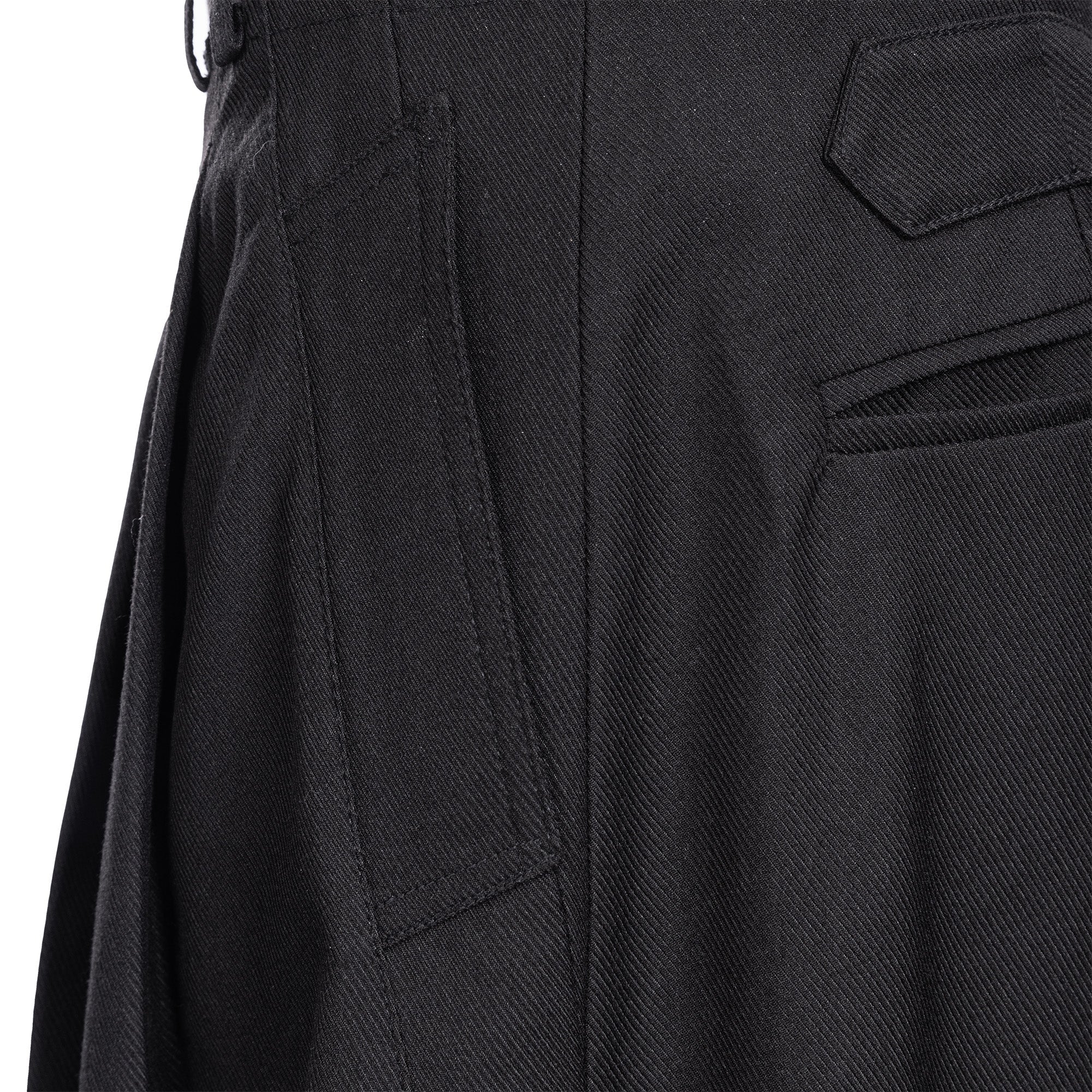 CATSSTAC Classic Pleated Wide-Leg Trousers
