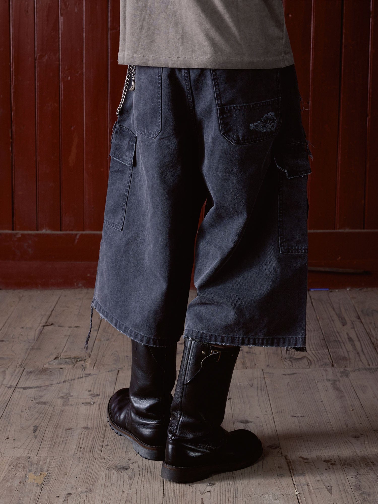 IN EXISTENCE Distressed Multi-Pocket Straight-Leg Cargo Shorts