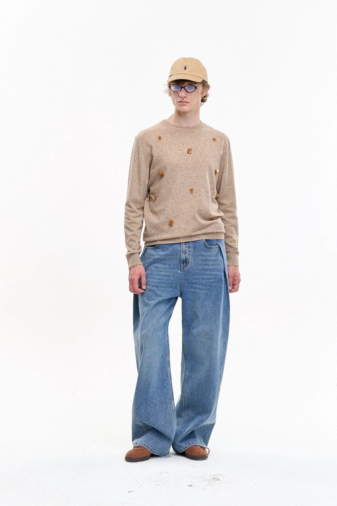 LEONSENSE Essential Oversized Curved Jeans