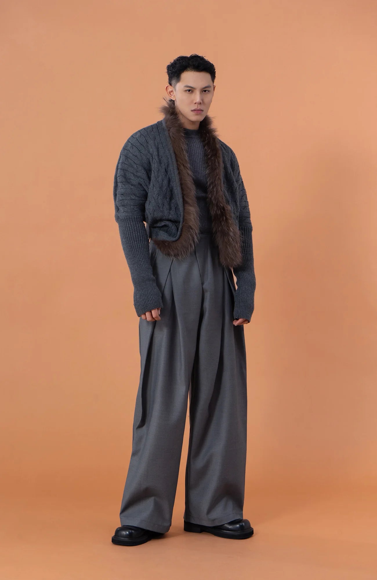 CLP Faux-Fur Trim Cable-Knit Cropped Cardigan