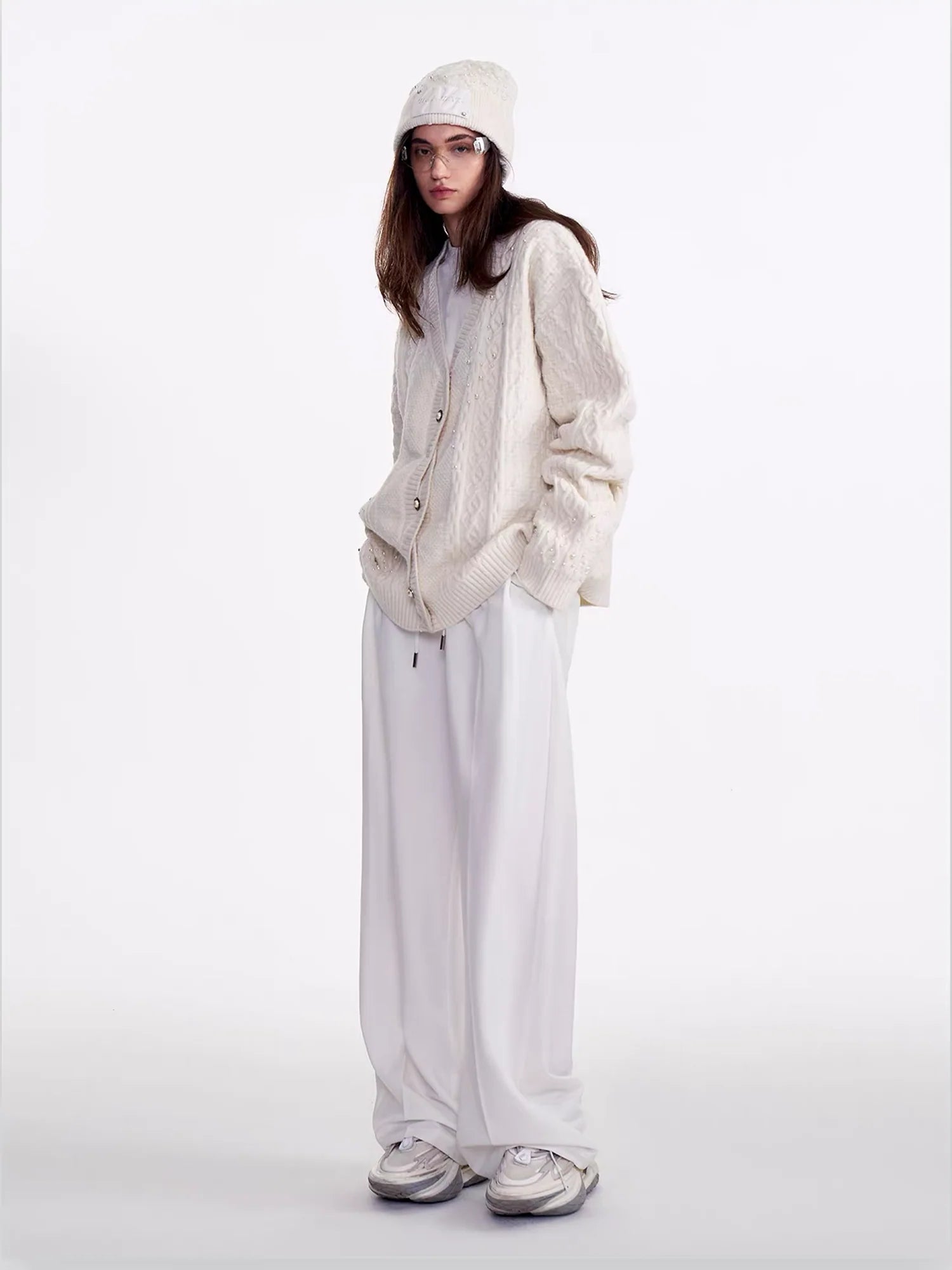 TIWILLTANG Pearl-Embellished Cable Knit Cardigan