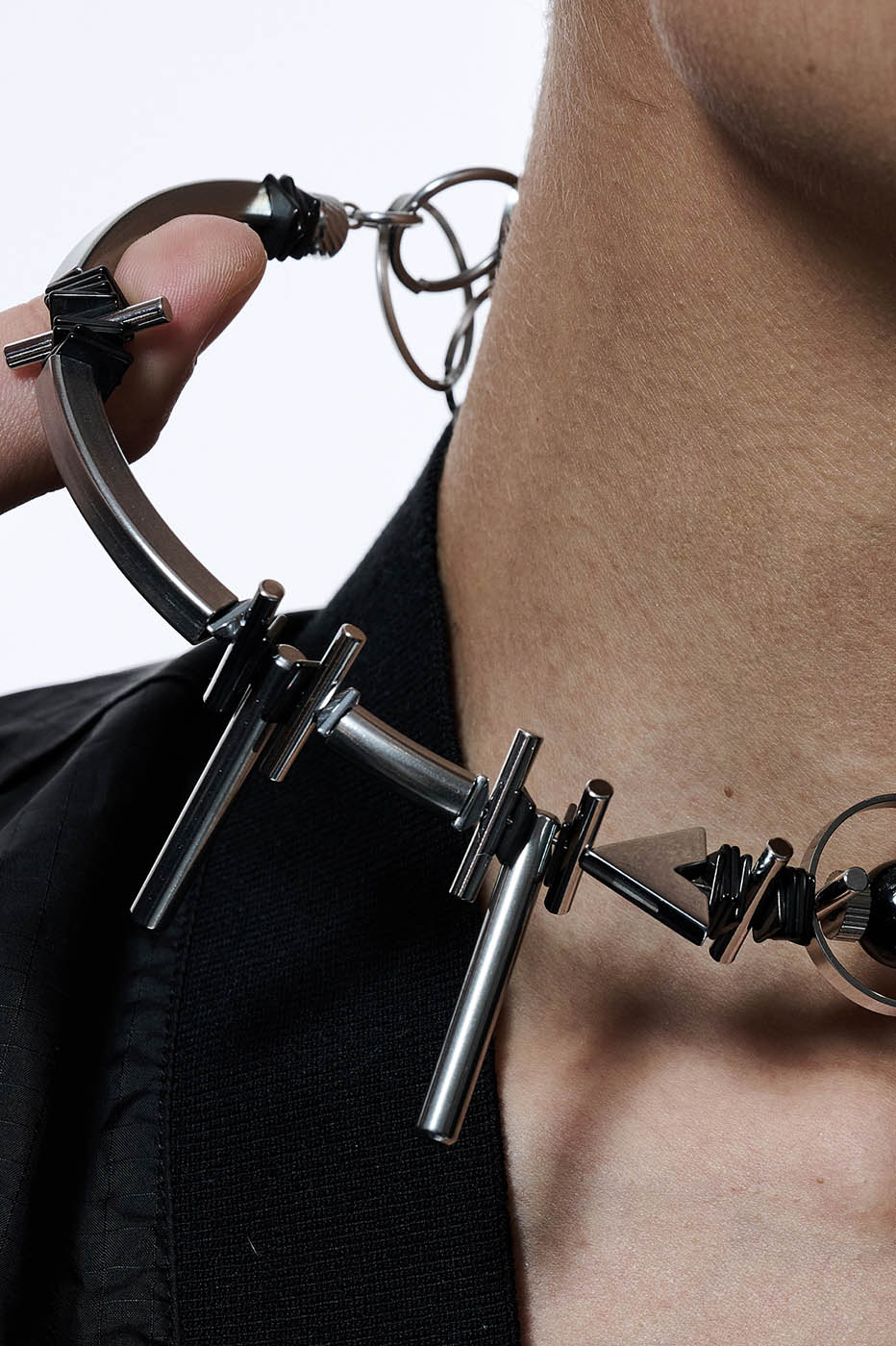 ILLUSORY Blackhole Mech Necklace