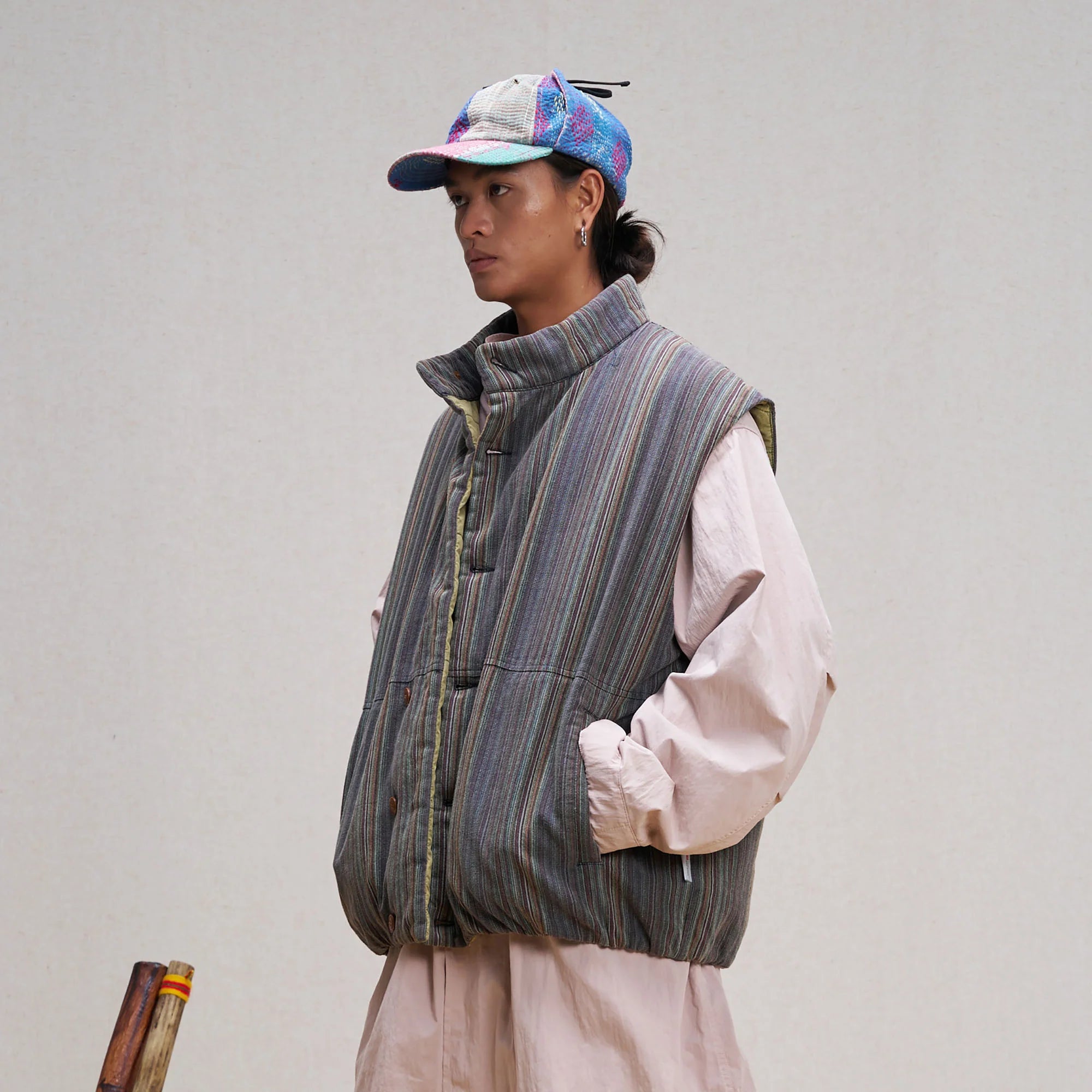 UNLIMITED MOTE Stripe Stand-Collar Padded Vest