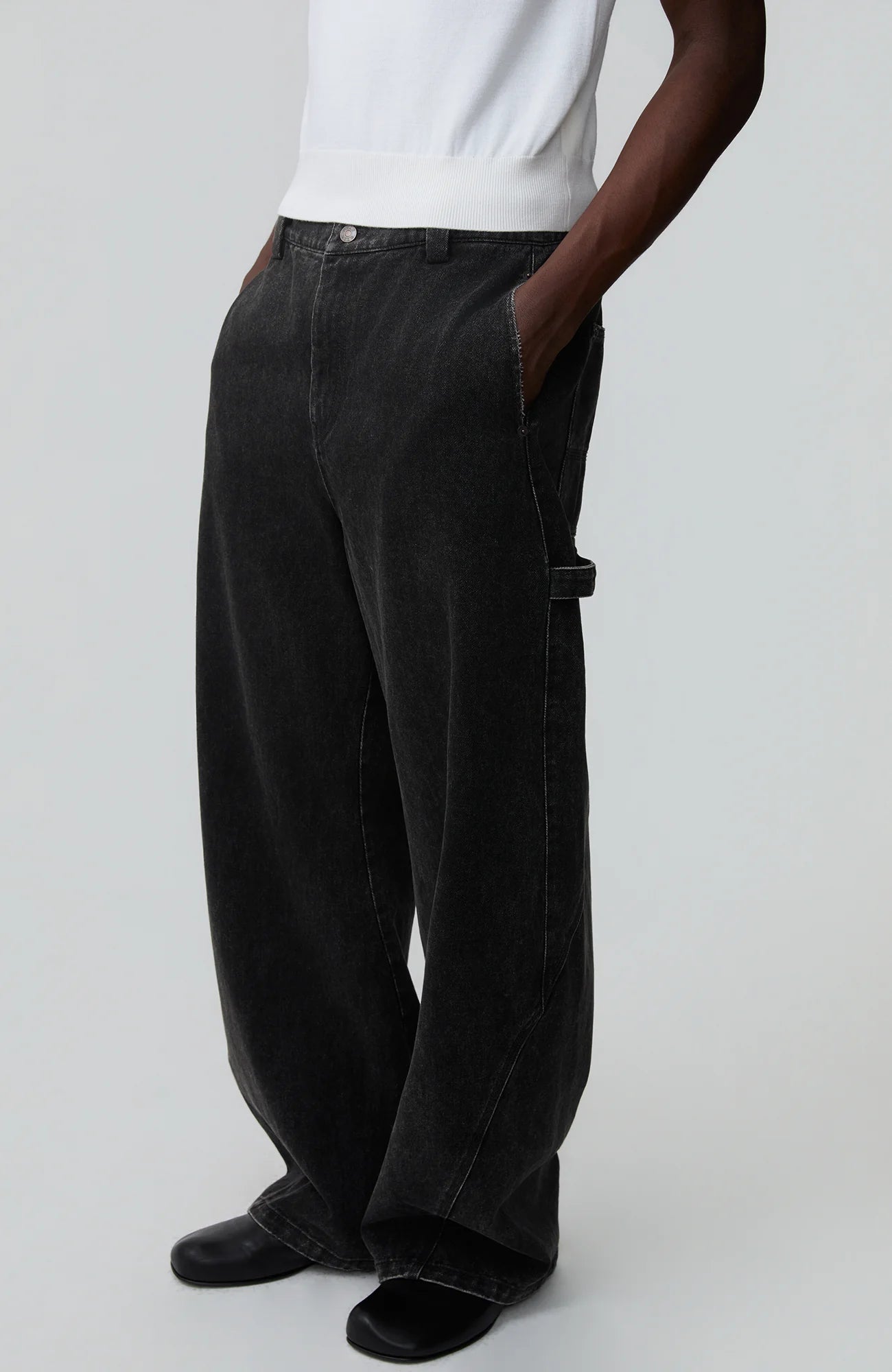 OPICLOTH Classic Washed Panel Straight-Leg Jeans