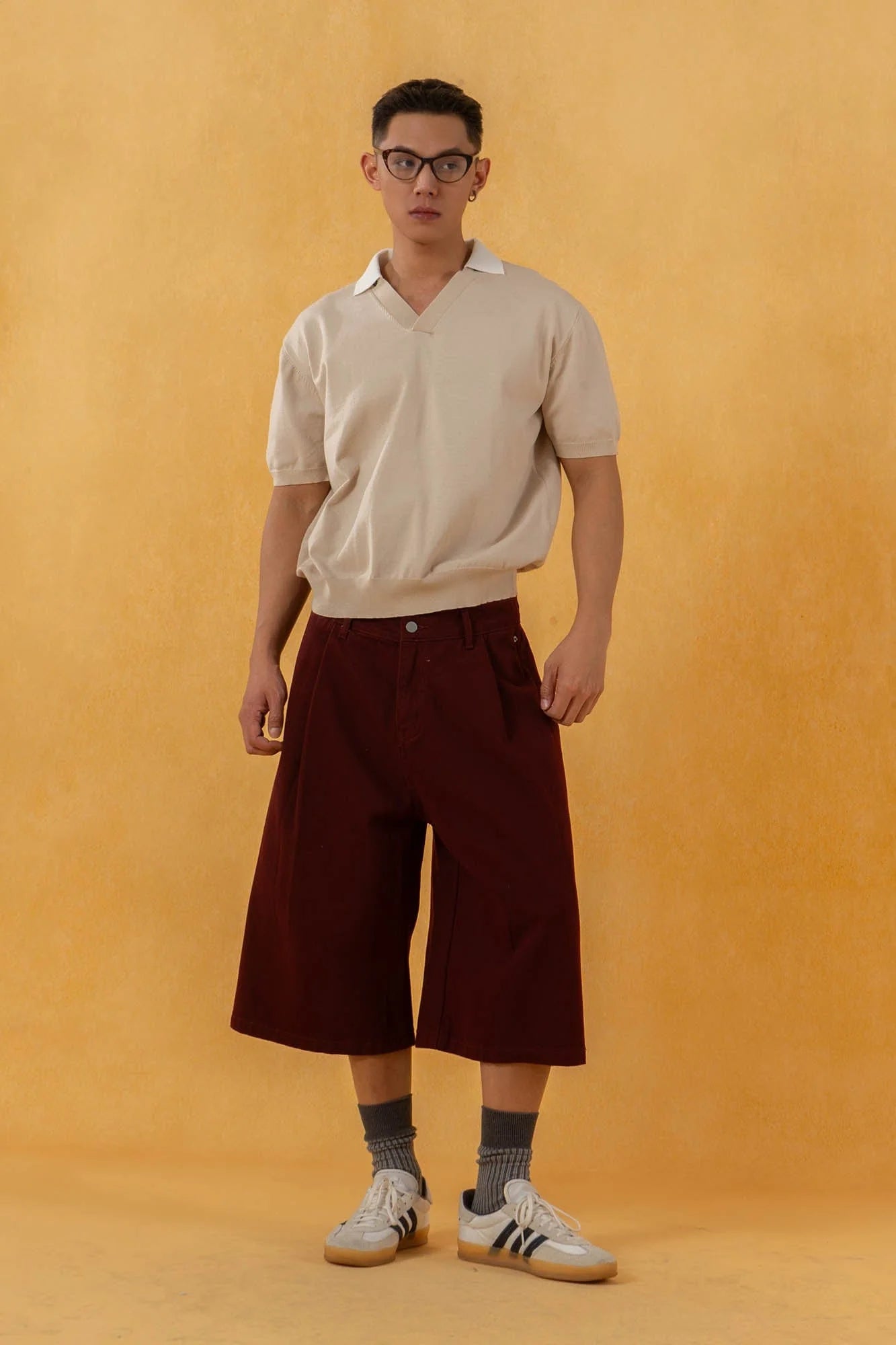CLP V-Neck Detachable Collar Knitted Tee