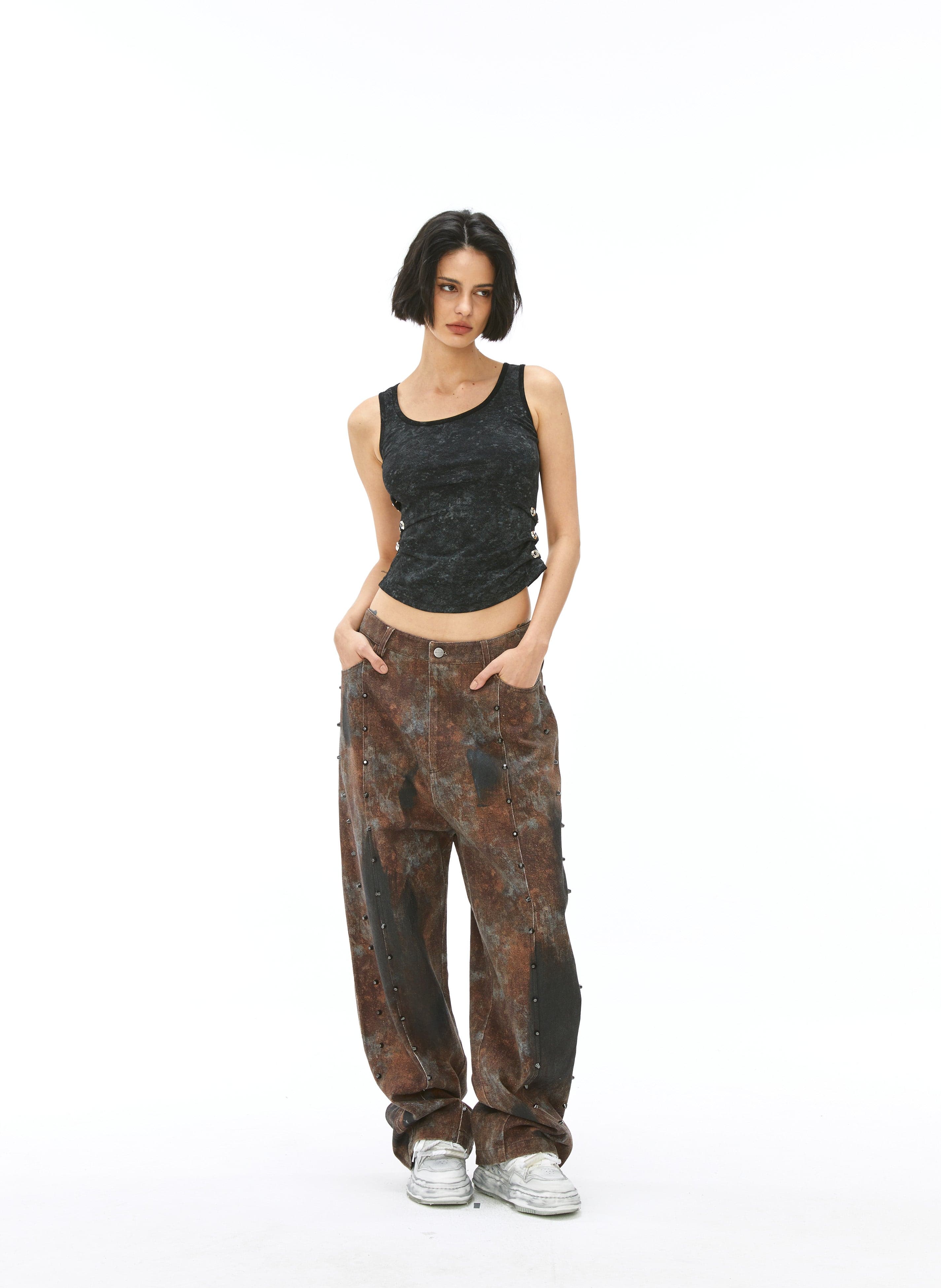 VANN VALRENCE Dirty Fit Studded Straight-Leg Jeans
