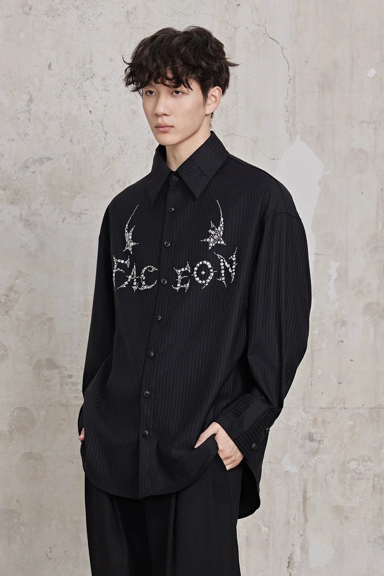 FACEONLAB Pinstriped Rivet Diamond Shirt
