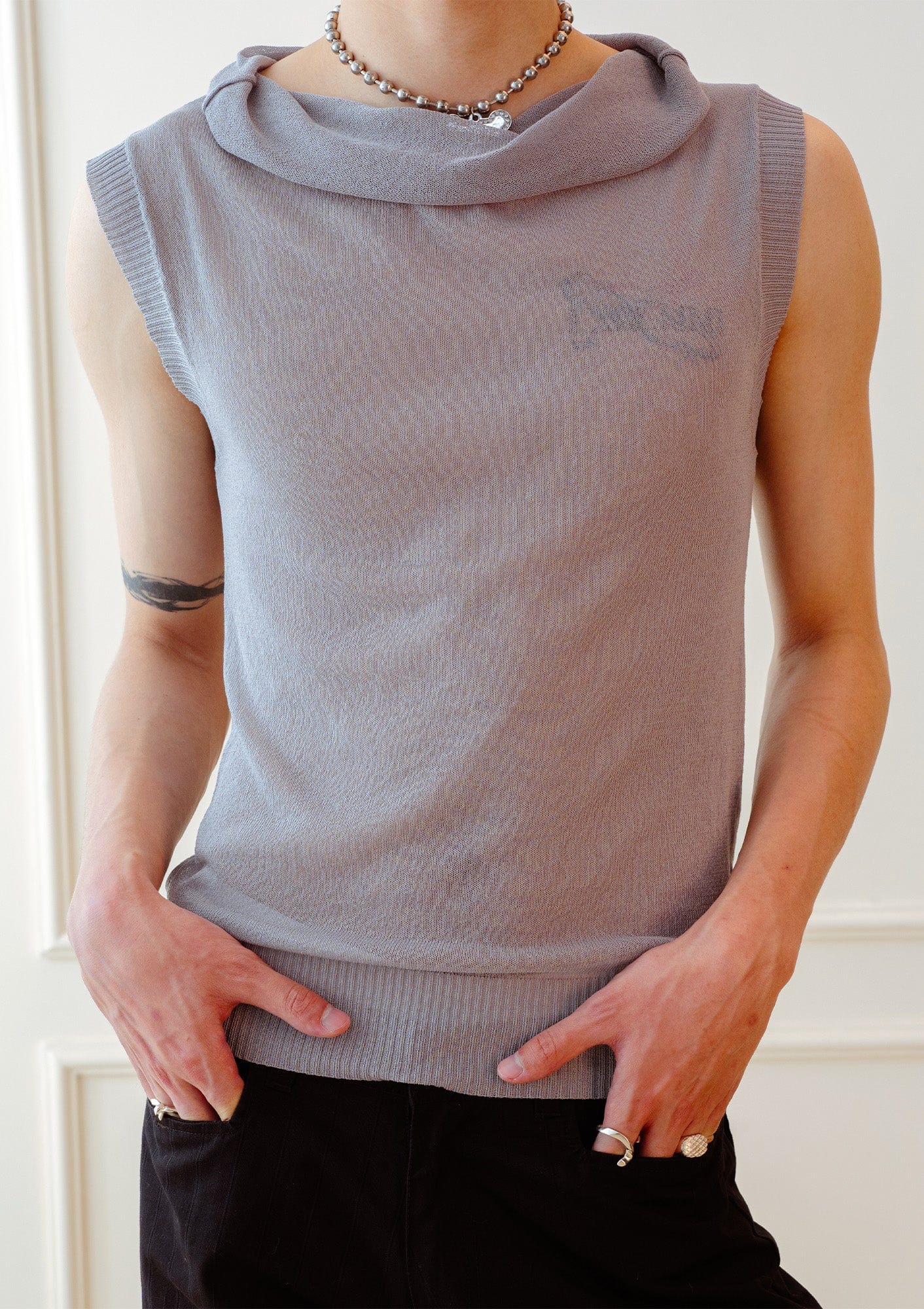 KADAKADA Retro Cowl-Neck Knited Sleeveless T-Shirt