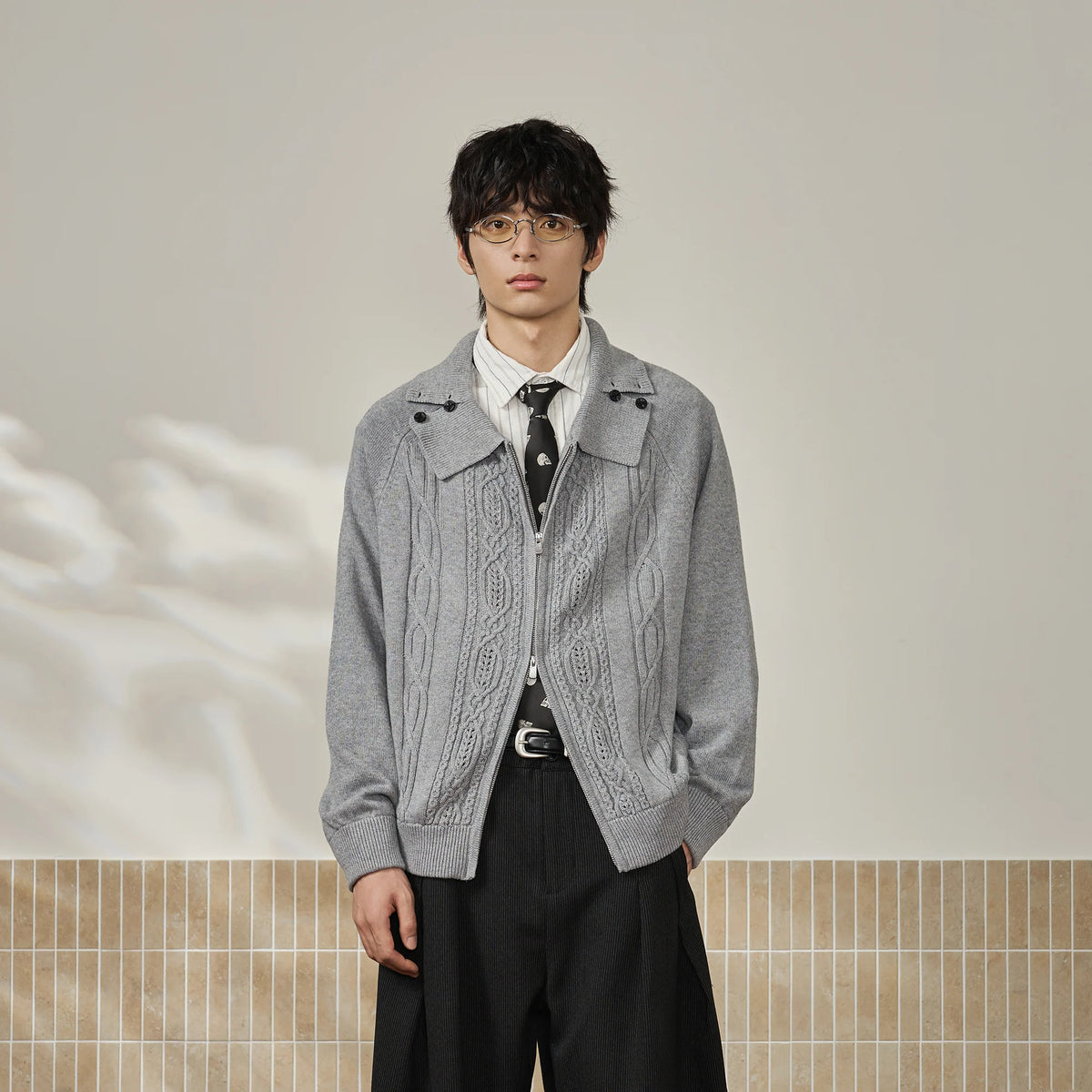 MOITIEDEPETALE Modern Cable-Knit Zip-Up Cardigan