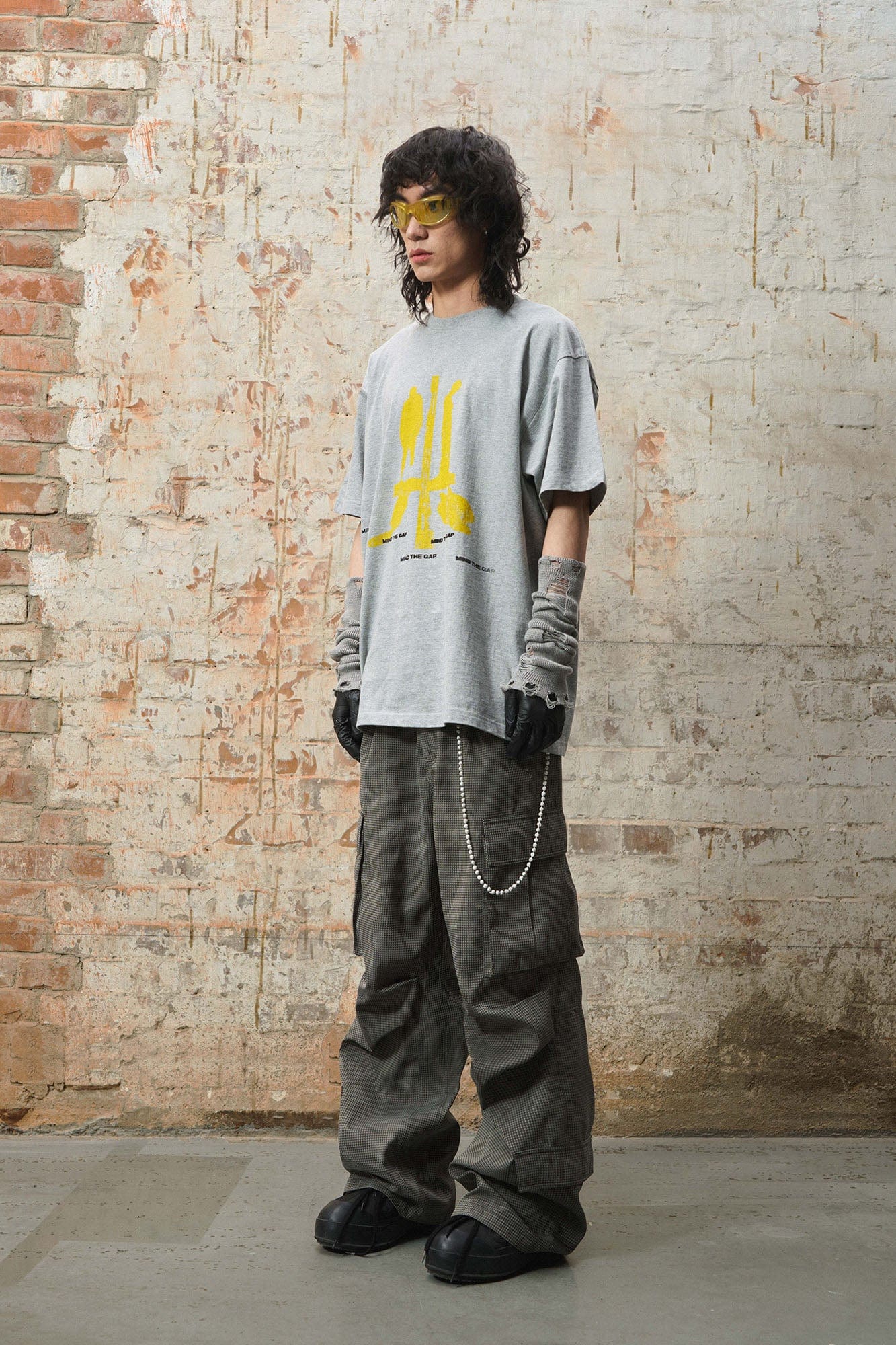 RELABEL Mini Checker Multi-Pocket Strap Pleated Cargo Pants Dark Gray