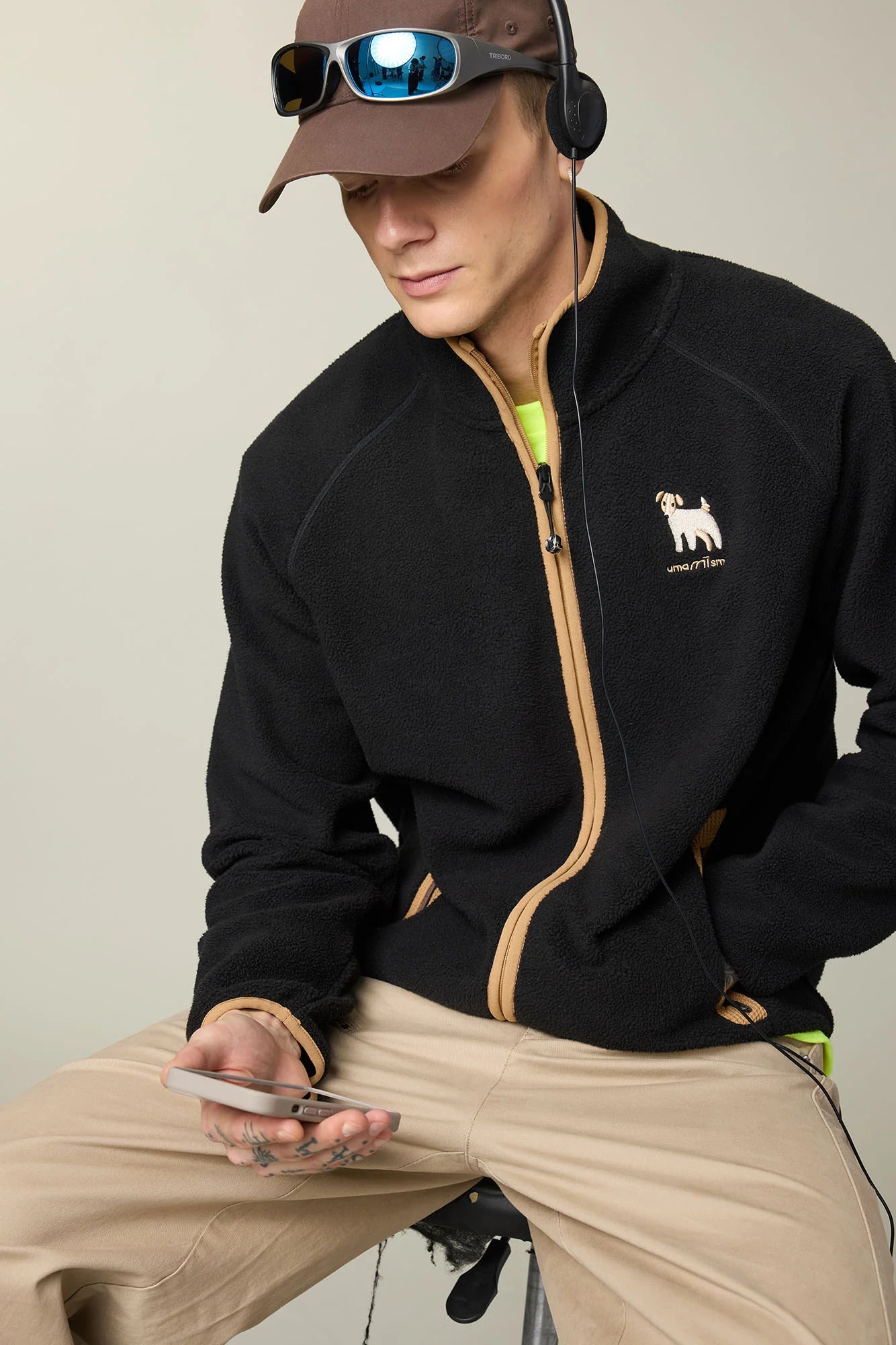 UMAMIISM Contrast Trim Fleece Jacket