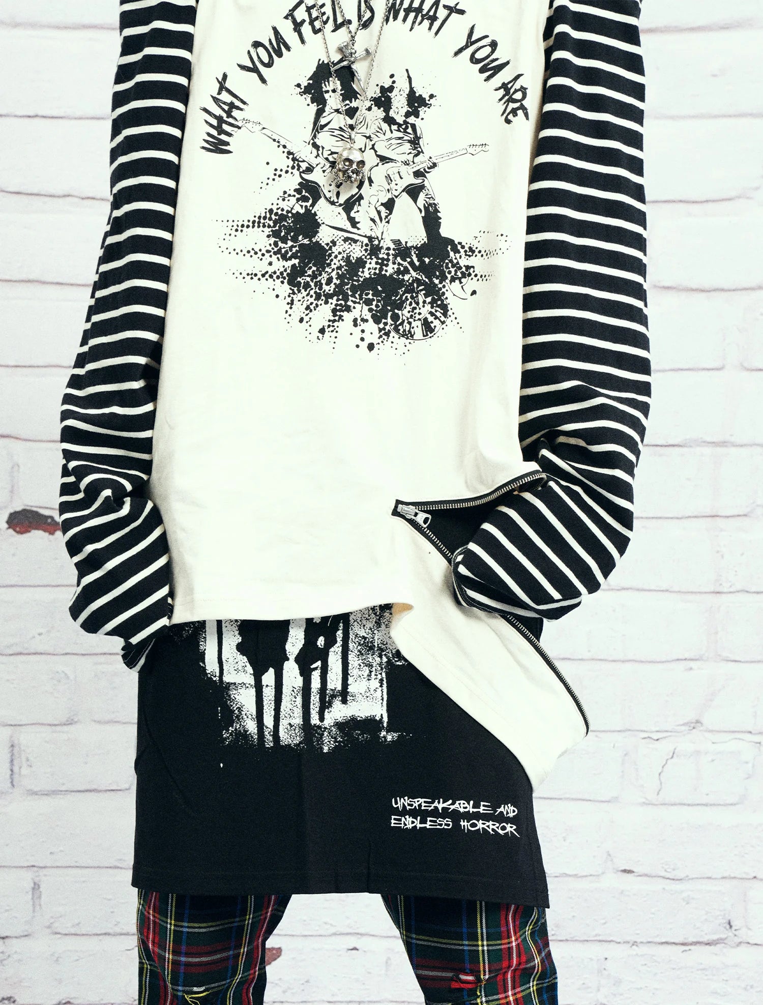 VENTUREK Punk Graphic Multi-Zip Striped Raglan Long-Sleeve Tee