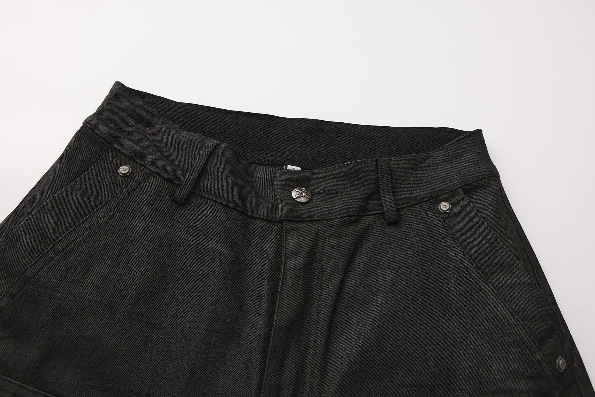 LUUUCAM Waxed Rivet Double-Knee Capri Shorts