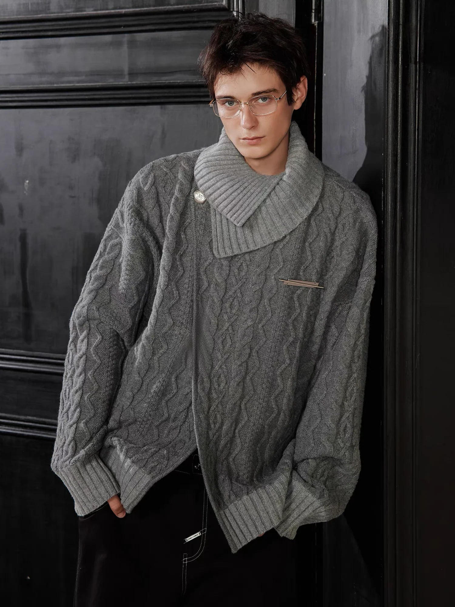 TIWILLTANG Crossed Cable-Knit Shawl-Collar Cardigan