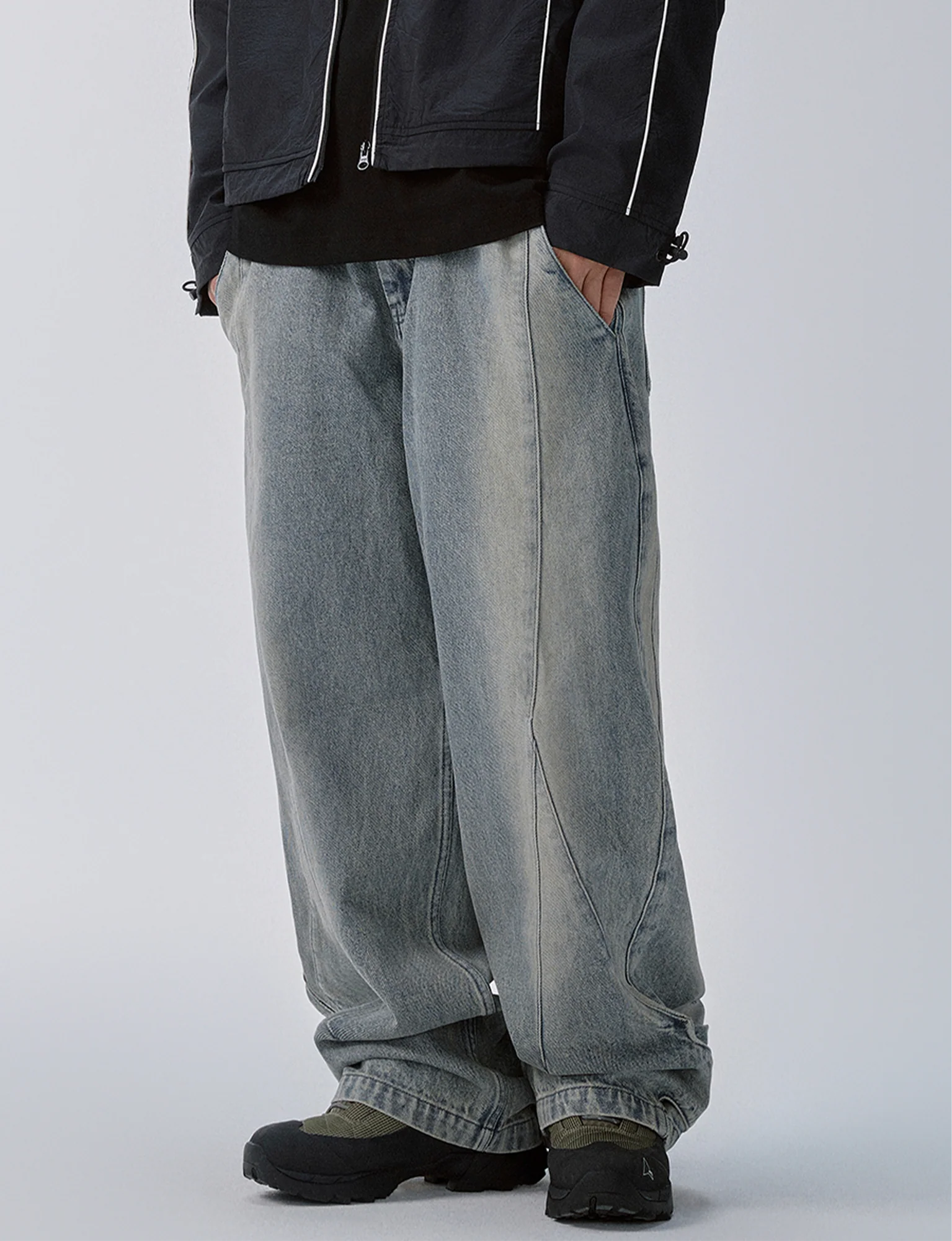 F2CE Washed Panel Adjustable-Hem Denim Pants