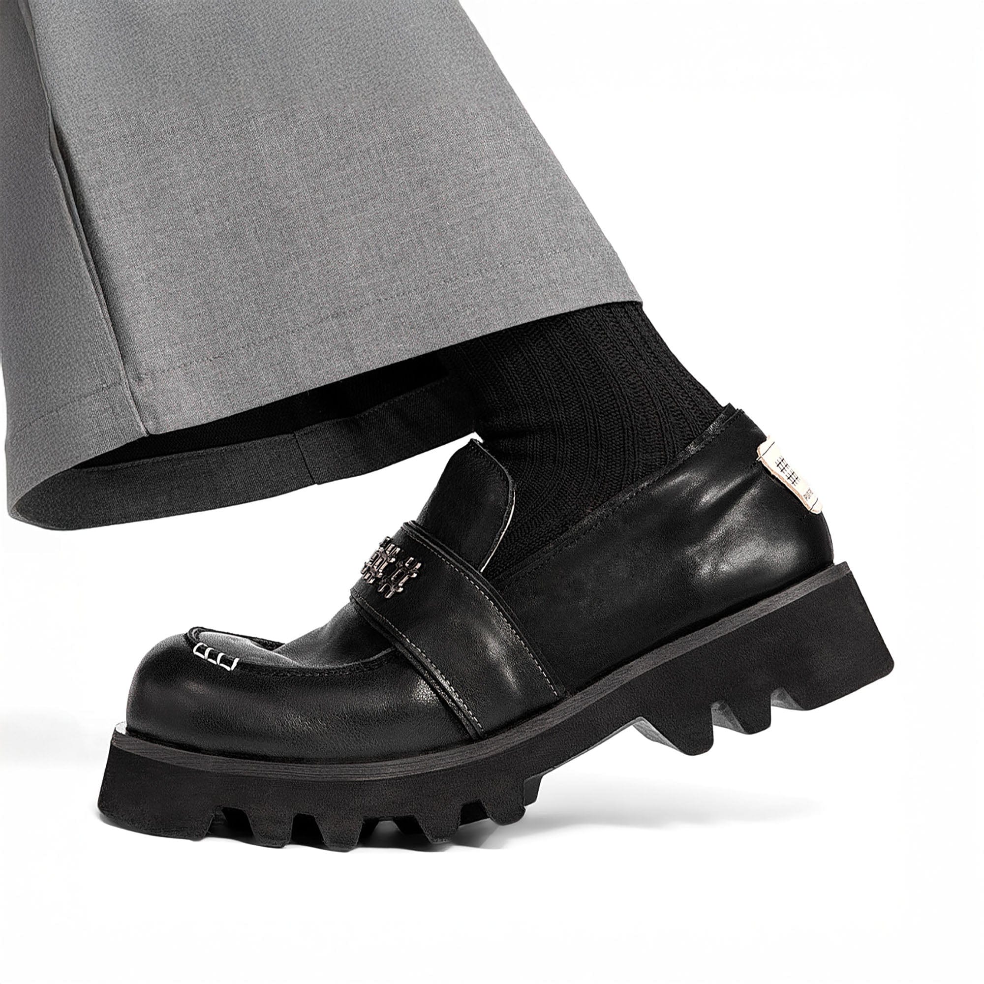 REWRITE Cowhide Chunky Sole Loafers Black