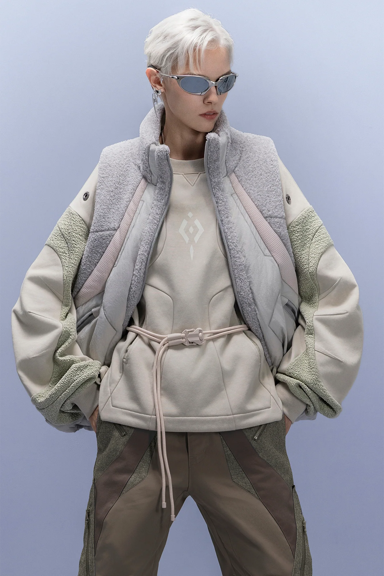 XIPHEVIL High-Neck Fleece-Panel Vest Light Gray