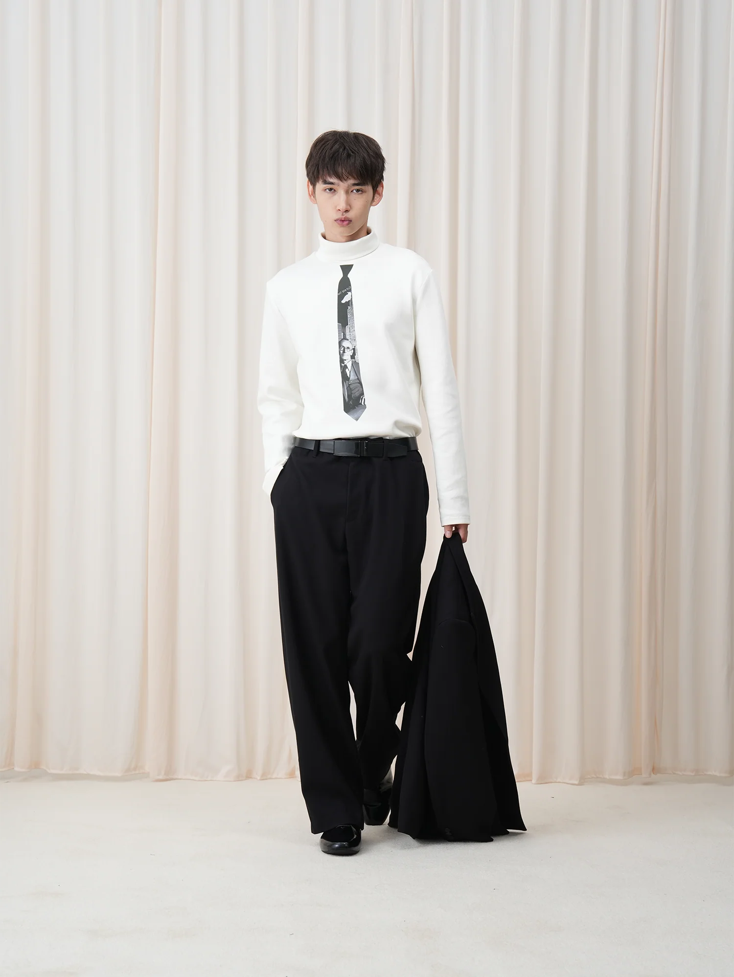 OUYANG WENJUN Tie-Graphic Turtleneck Long-Sleeve Tee