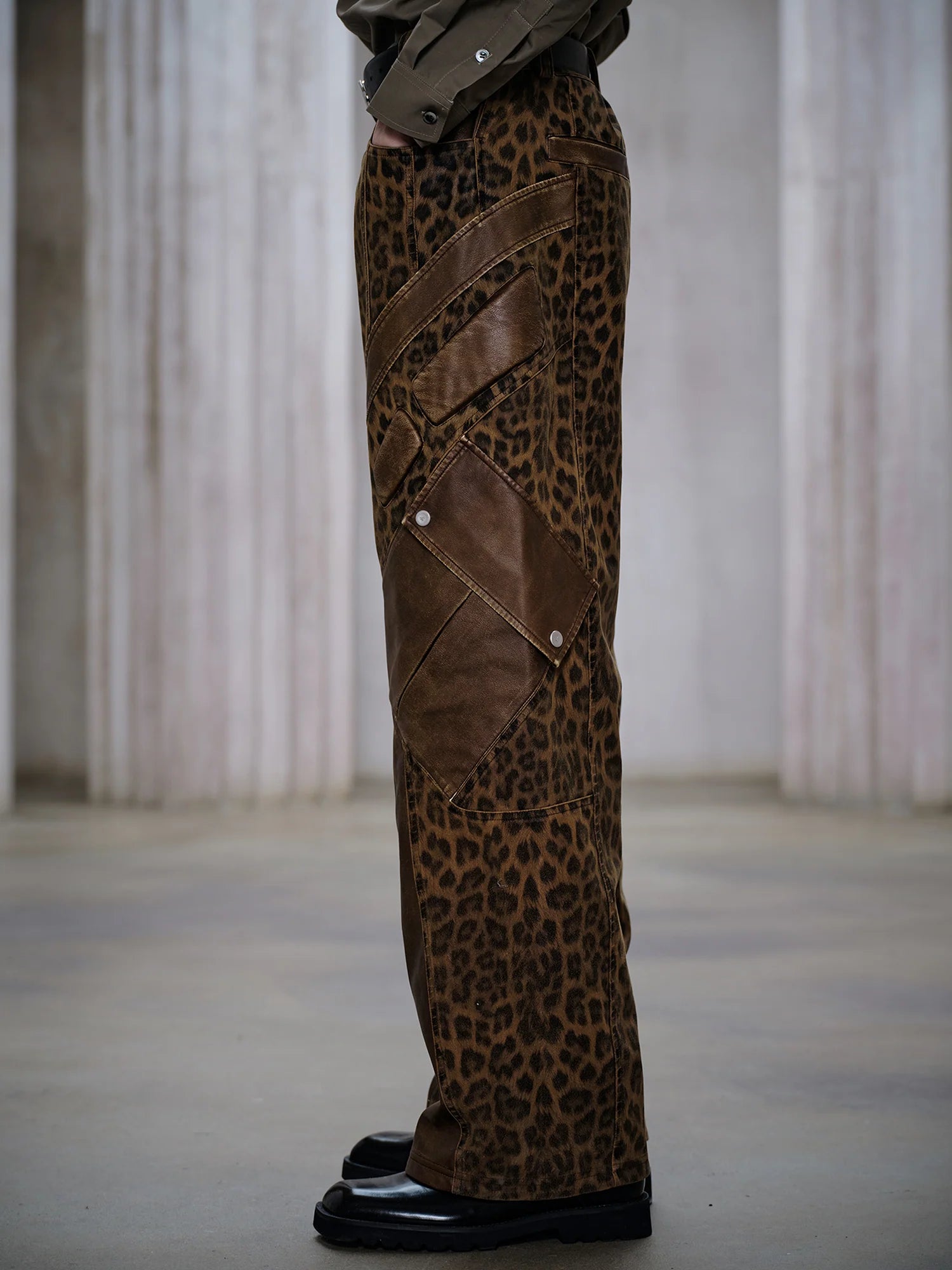 FACEONLAB Leopard Paneled Straight-Leg Pants