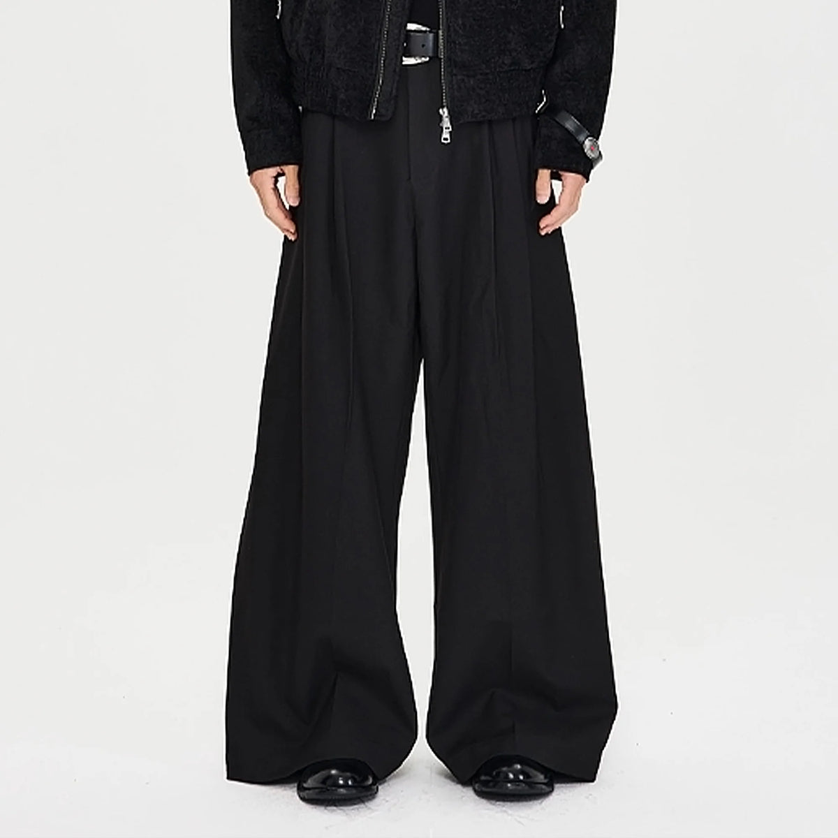 CATSSTAC Classic Pleated Wide-Leg Trousers