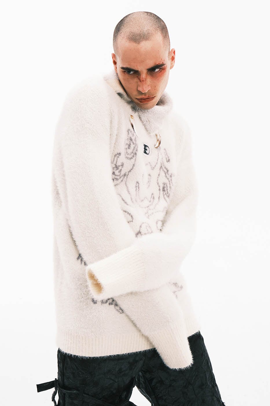 EMBRYO Devil Mohair Bone Turtleneck Sweater