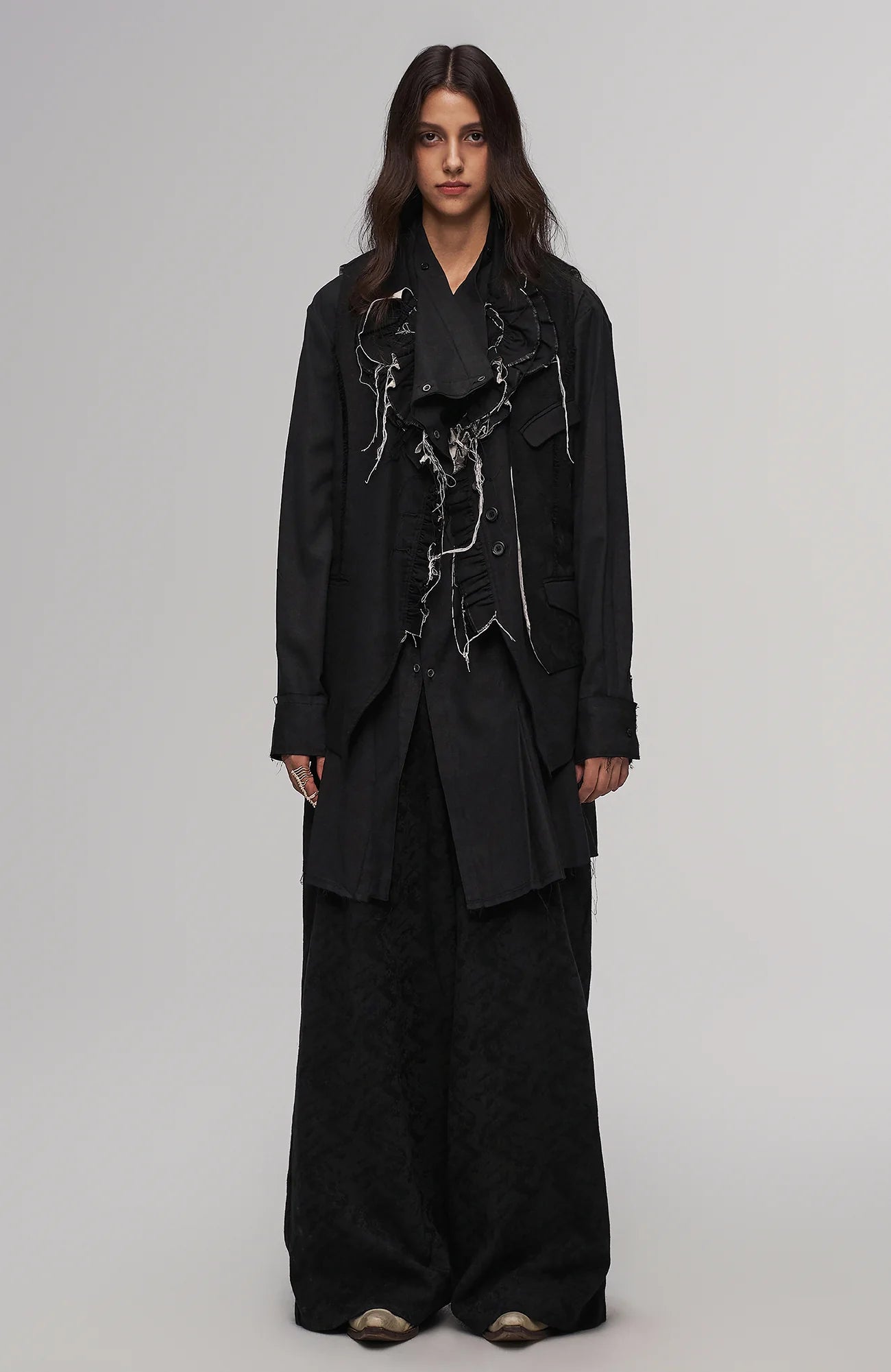 ILNya Nieternite Nifutur Asym Draped Raw-Edged Shirt