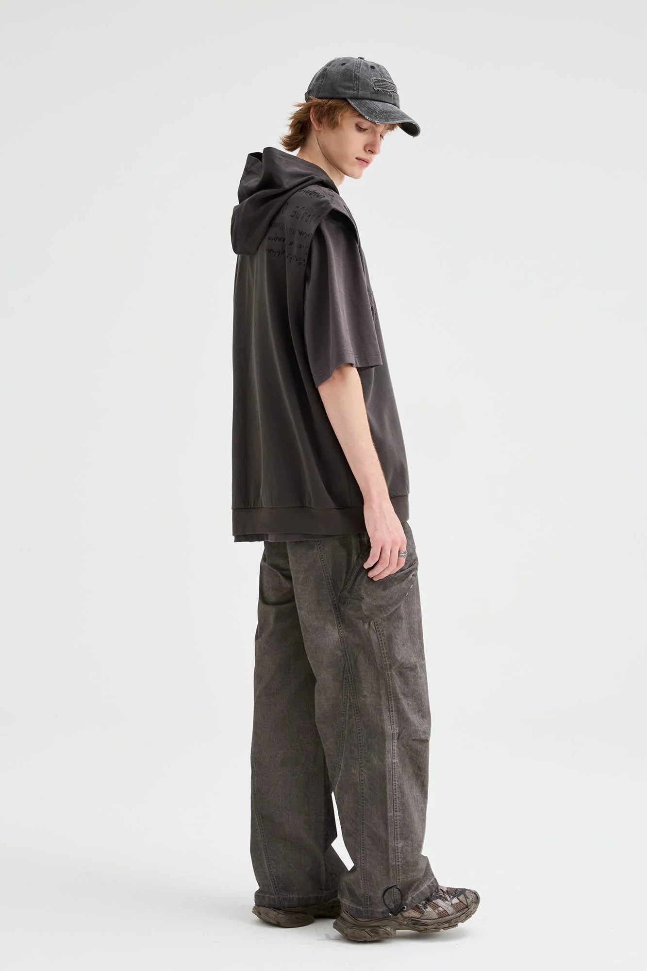 ORGANIC EMOTION Multi-Pocket Crinkled Drawstring Cargo Pants