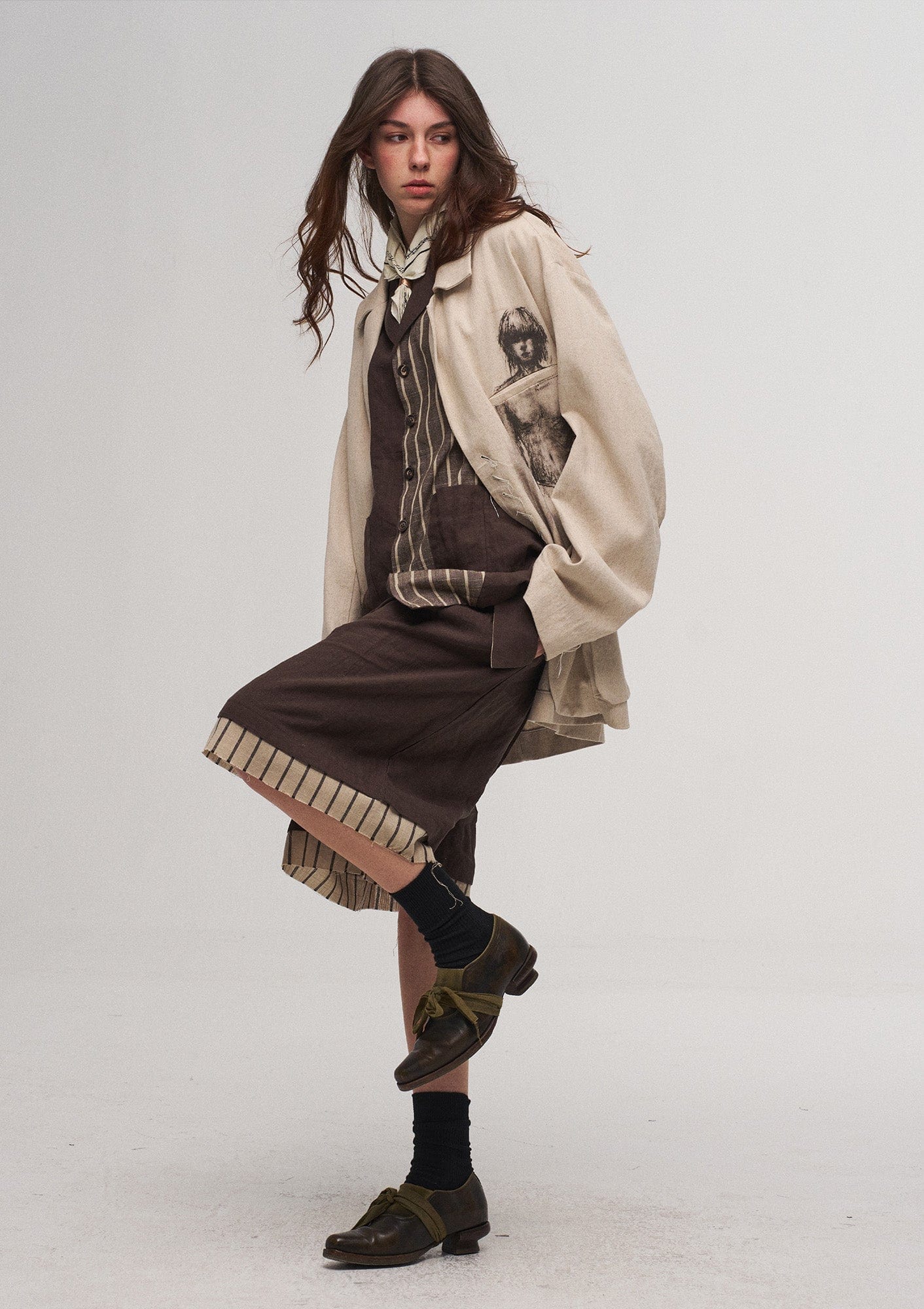 ILNya Nieternite Nifutur Ink Portrait Cotton-Linen Jacket