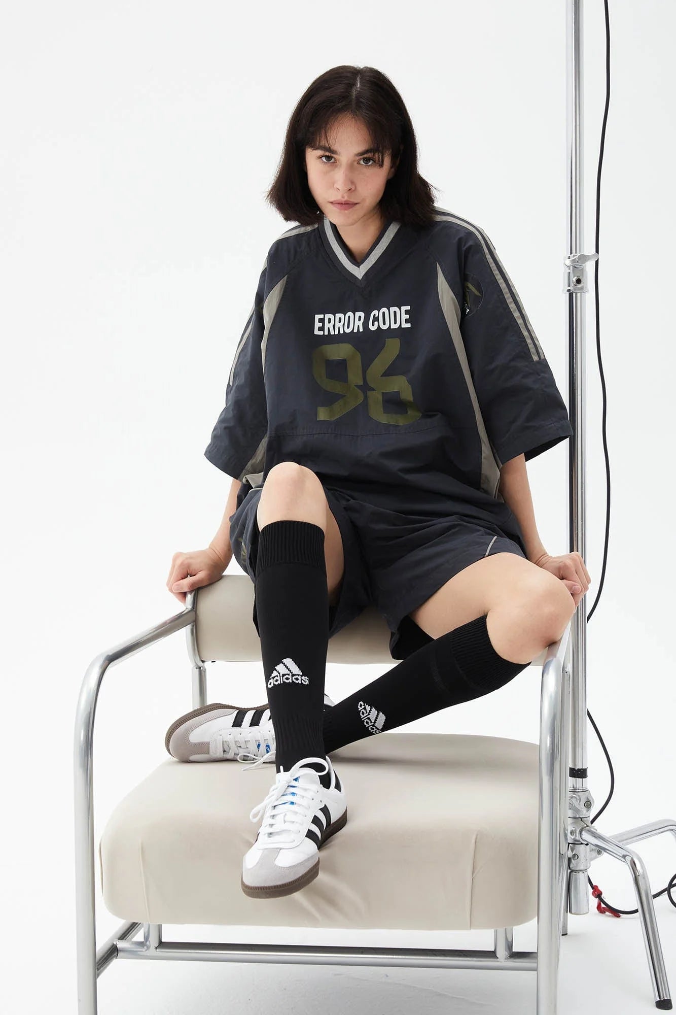 ERROR CODE ROBOT Athletic Contrast Spliced Shorts