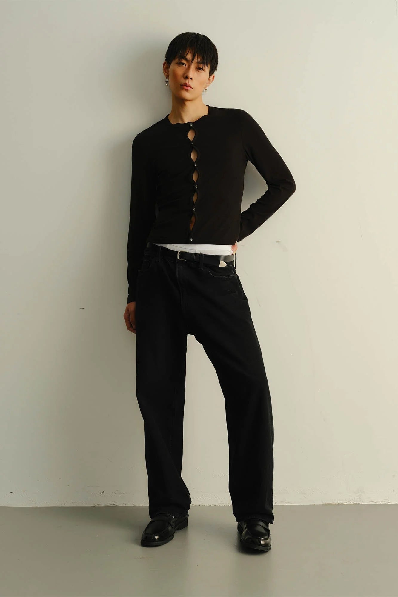 KADAKADA Cut-Out Loop Button Fitted Cardigan