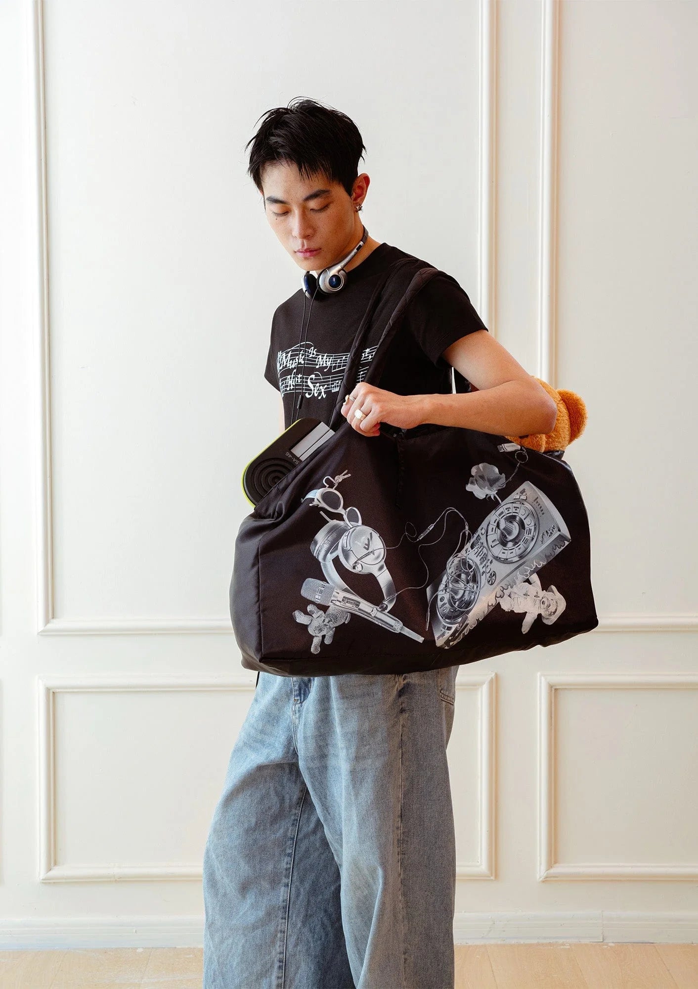 KADAKADA x AXIS Dual-Persona Graphic Reversible Tote Bag