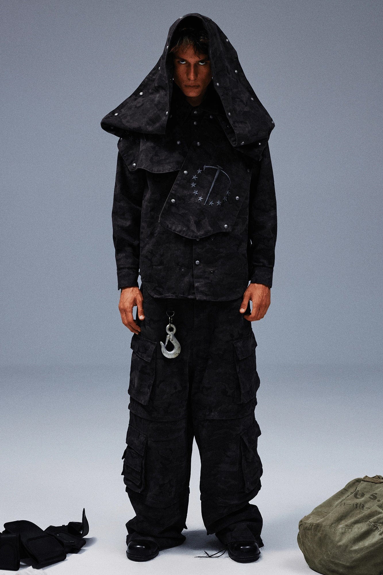 TECNINEGROUP Detachable Hood Star-Rivet Camo Jacket