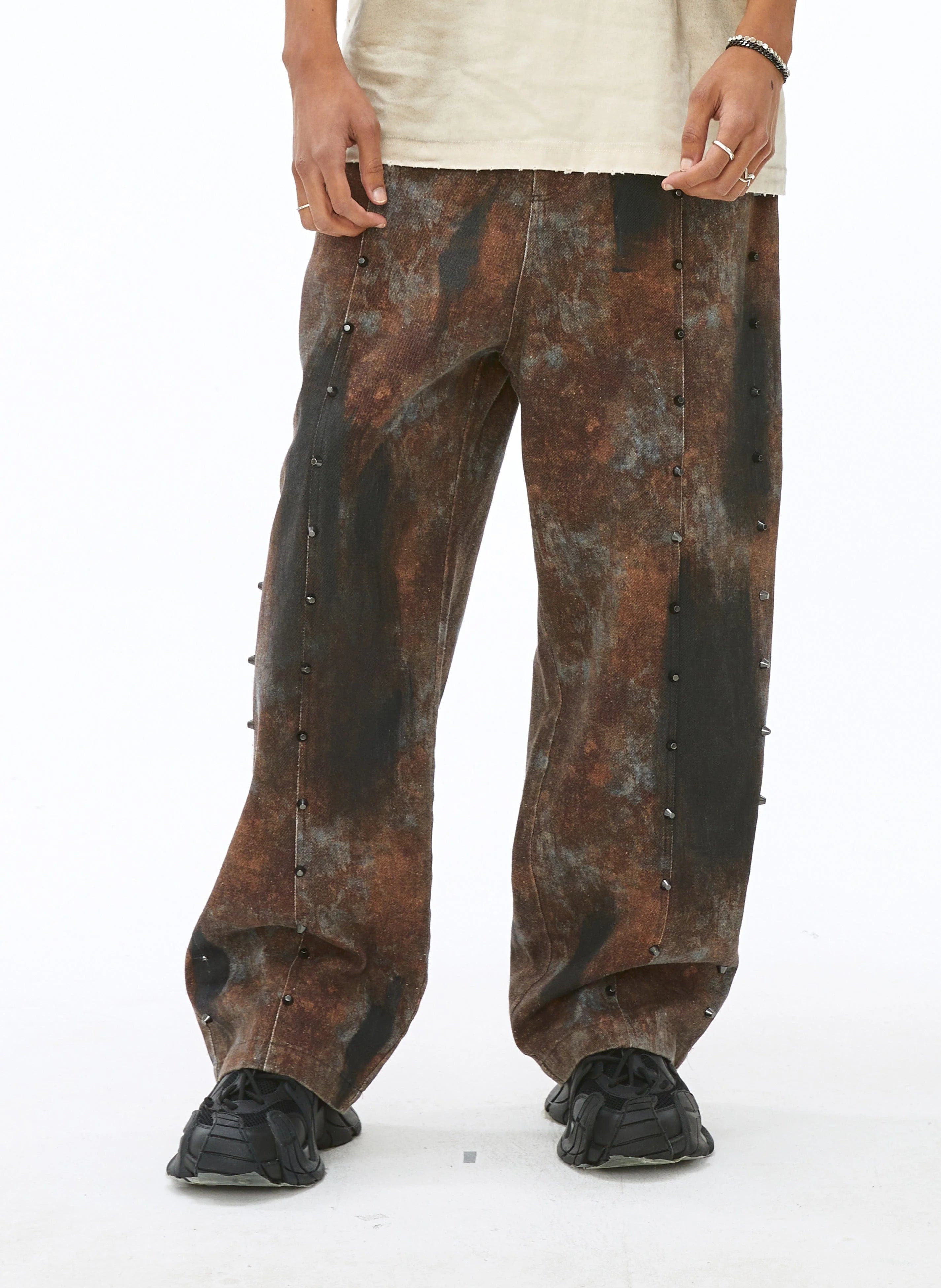 VANN VALRENCE Dirty Fit Studded Straight-Leg Jeans