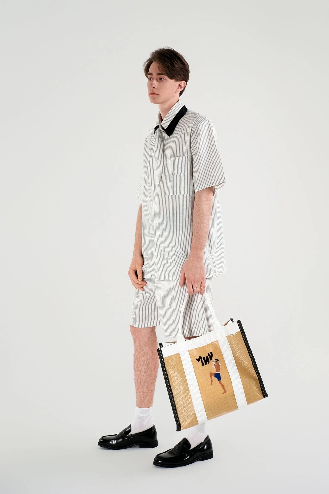 WIID Striped Contrast-Collar Tie-Neck Half Shirt