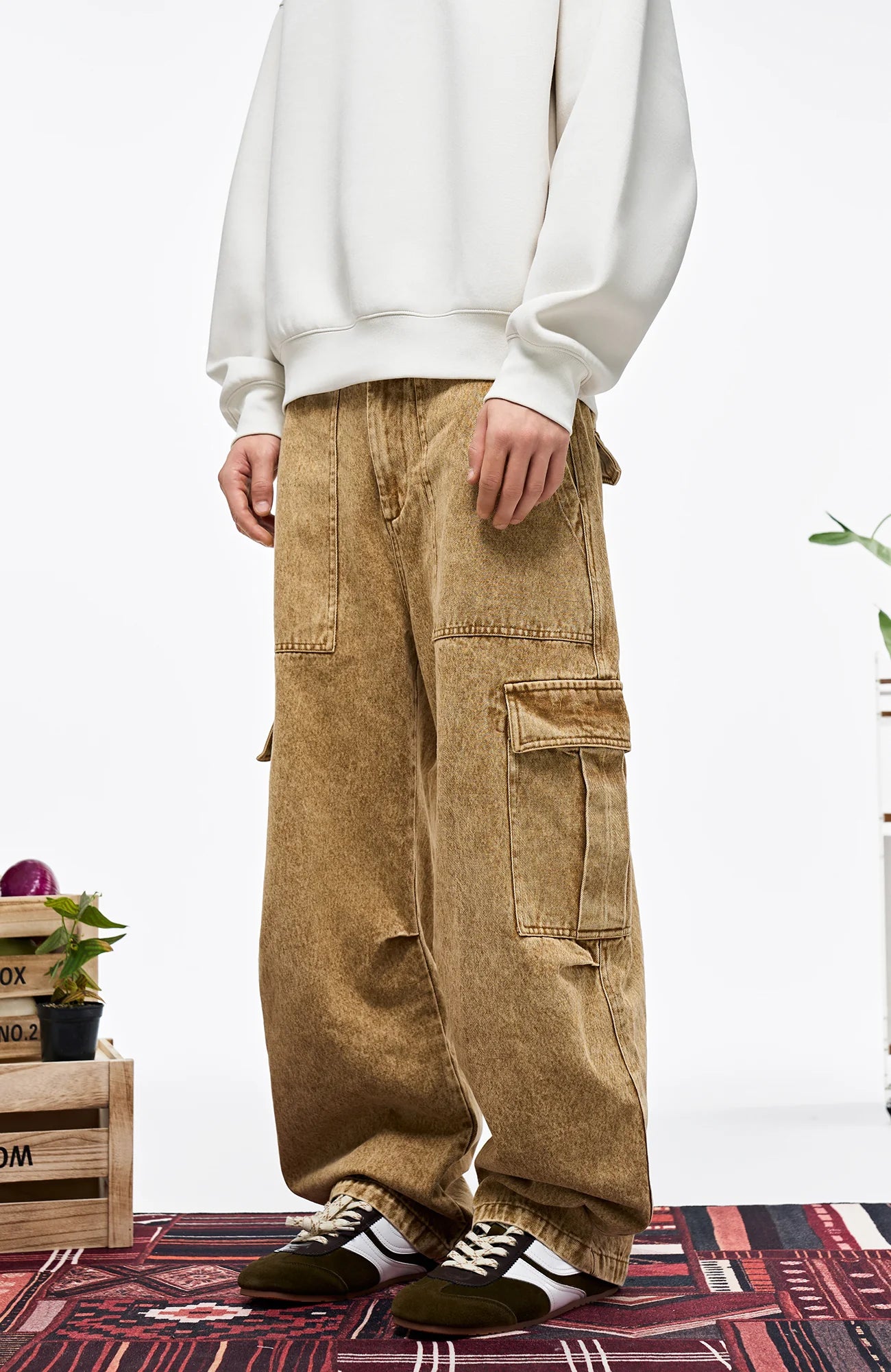OVERLAPS Washed Utility Cargo Trousers