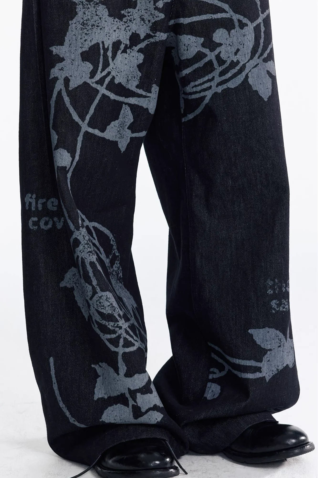 1997 POSTOFFICE Lilac Vine Full-Print Curved Jeans