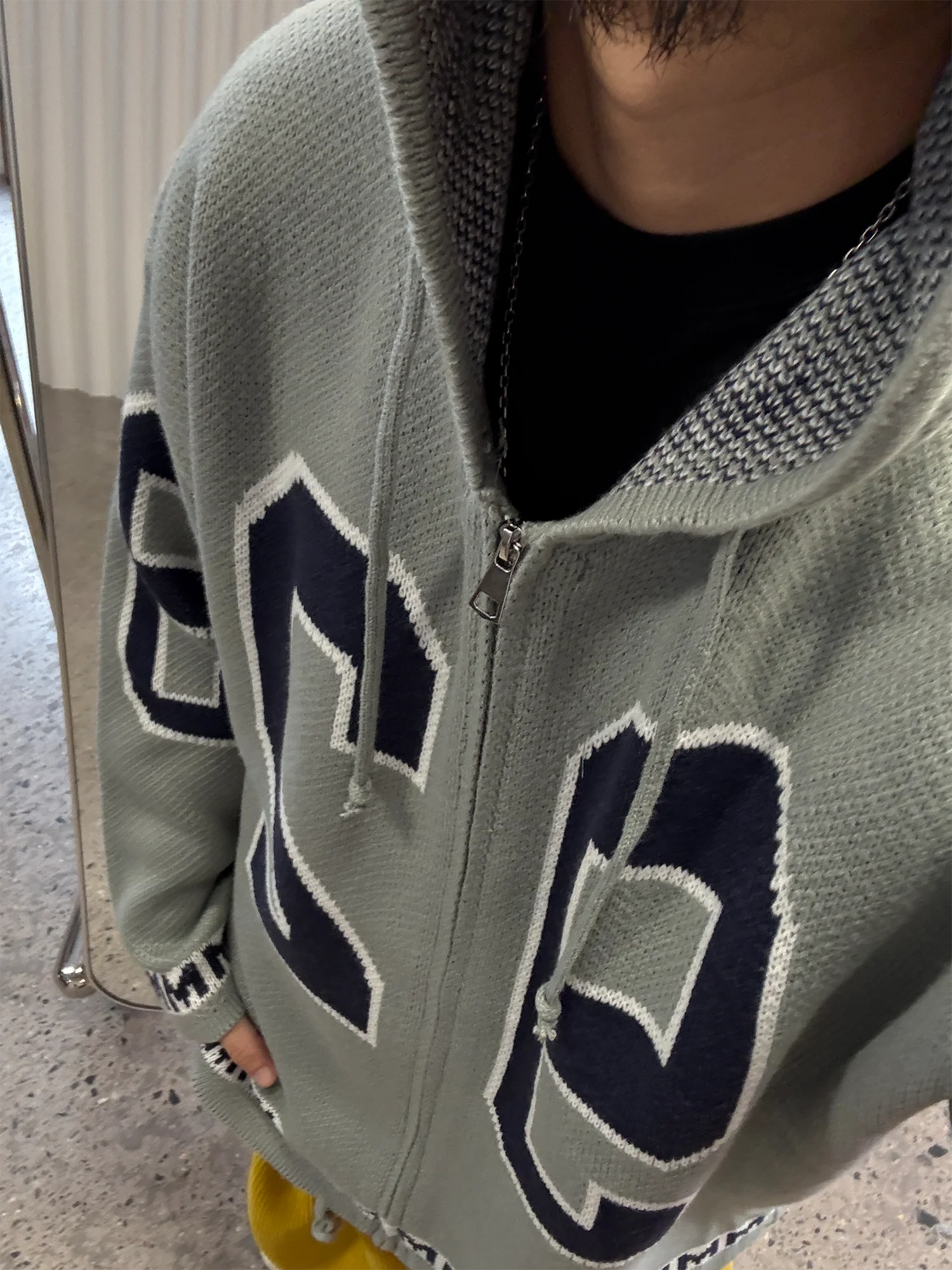 ME DA IGUAL Number-Jacquard Knit Zip Hoodie