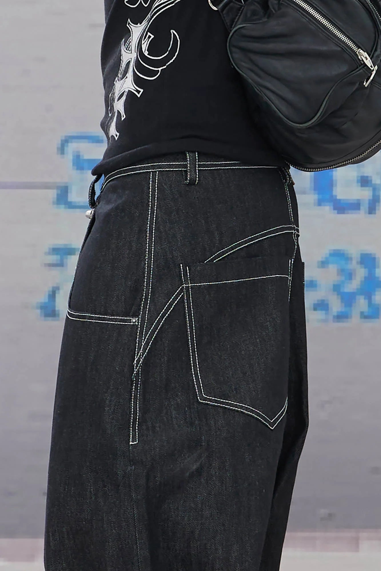 DND4DES Airplane-Buckle Curved Baggy Jeans