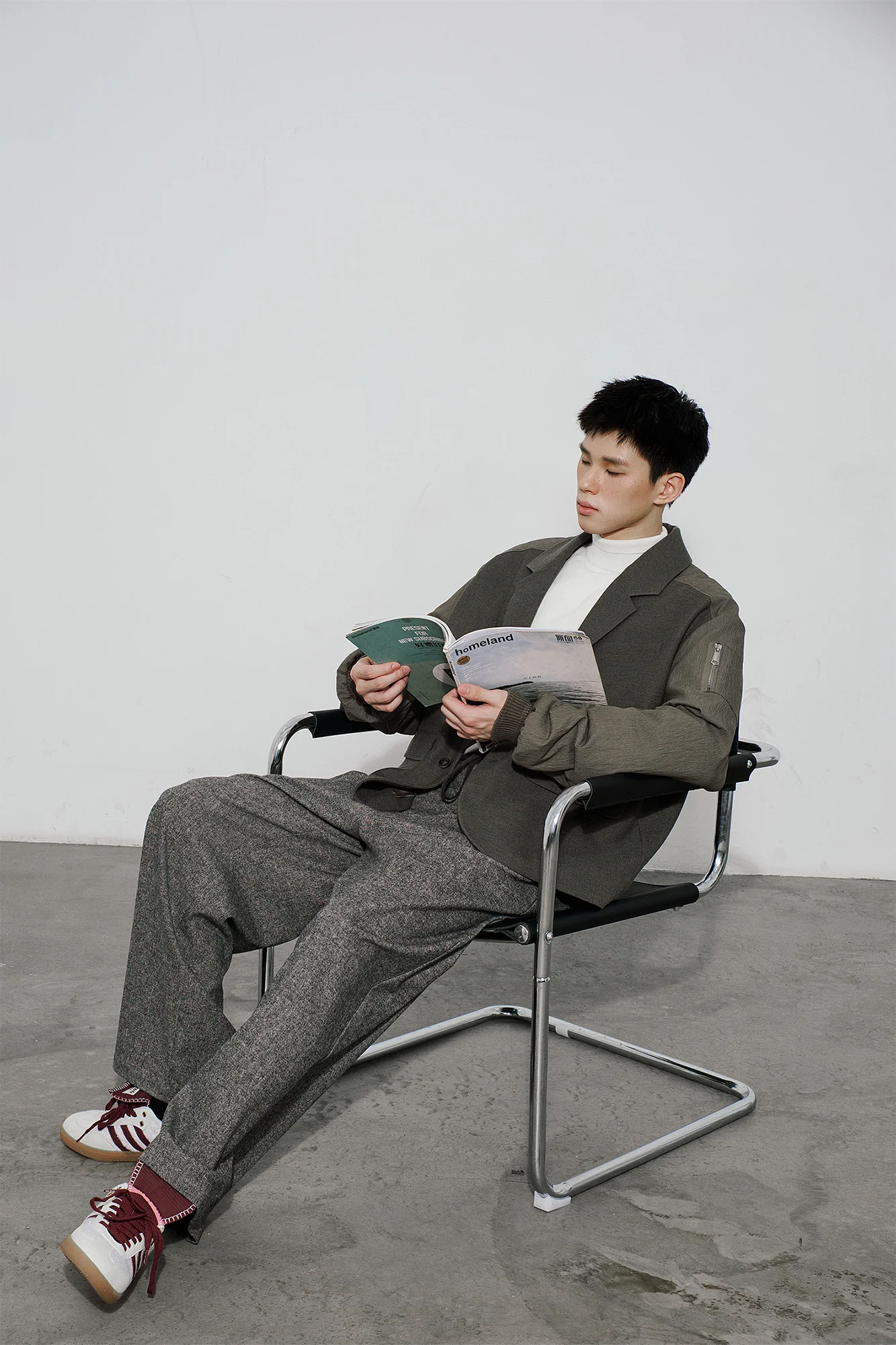 SAME FLOW Multi-Pocket Paneled Bomber-Sleeve Suit Jacket