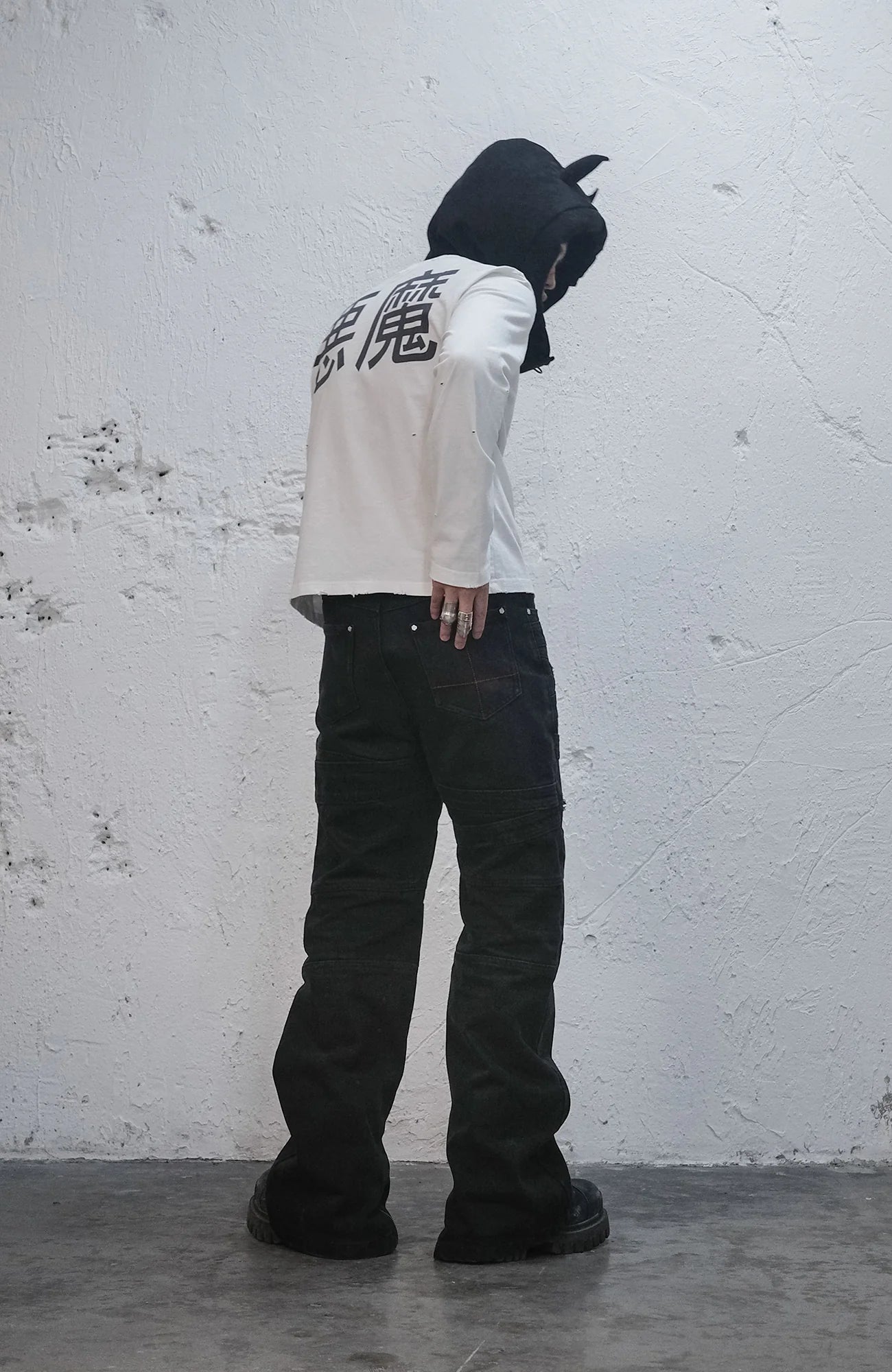 UNDERWATER Demon Slashed Cotton Long Sleeve Tee White