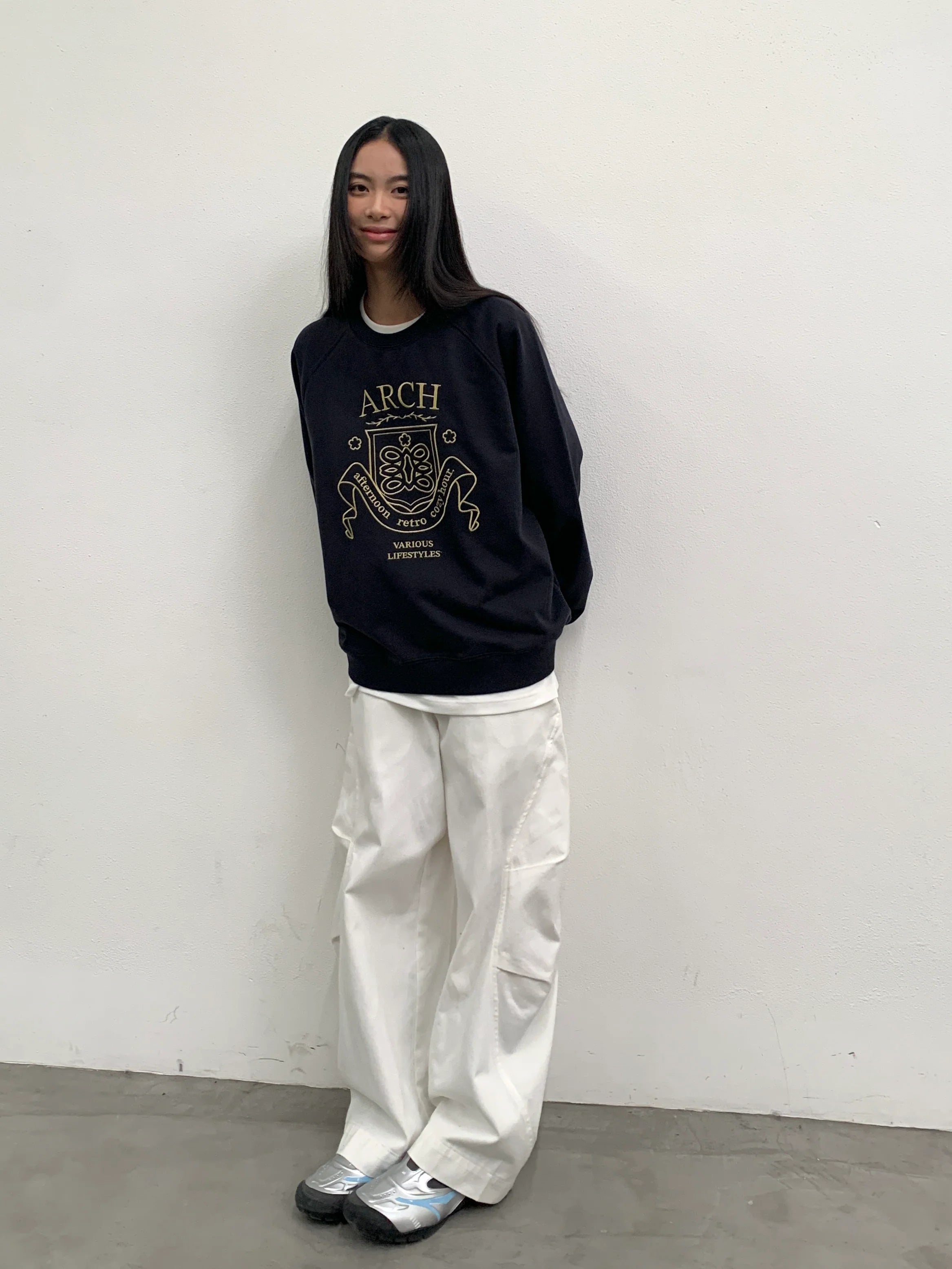 ROARINGWILD A ARCH Collegiate Loopback Raglan Sweatshirt