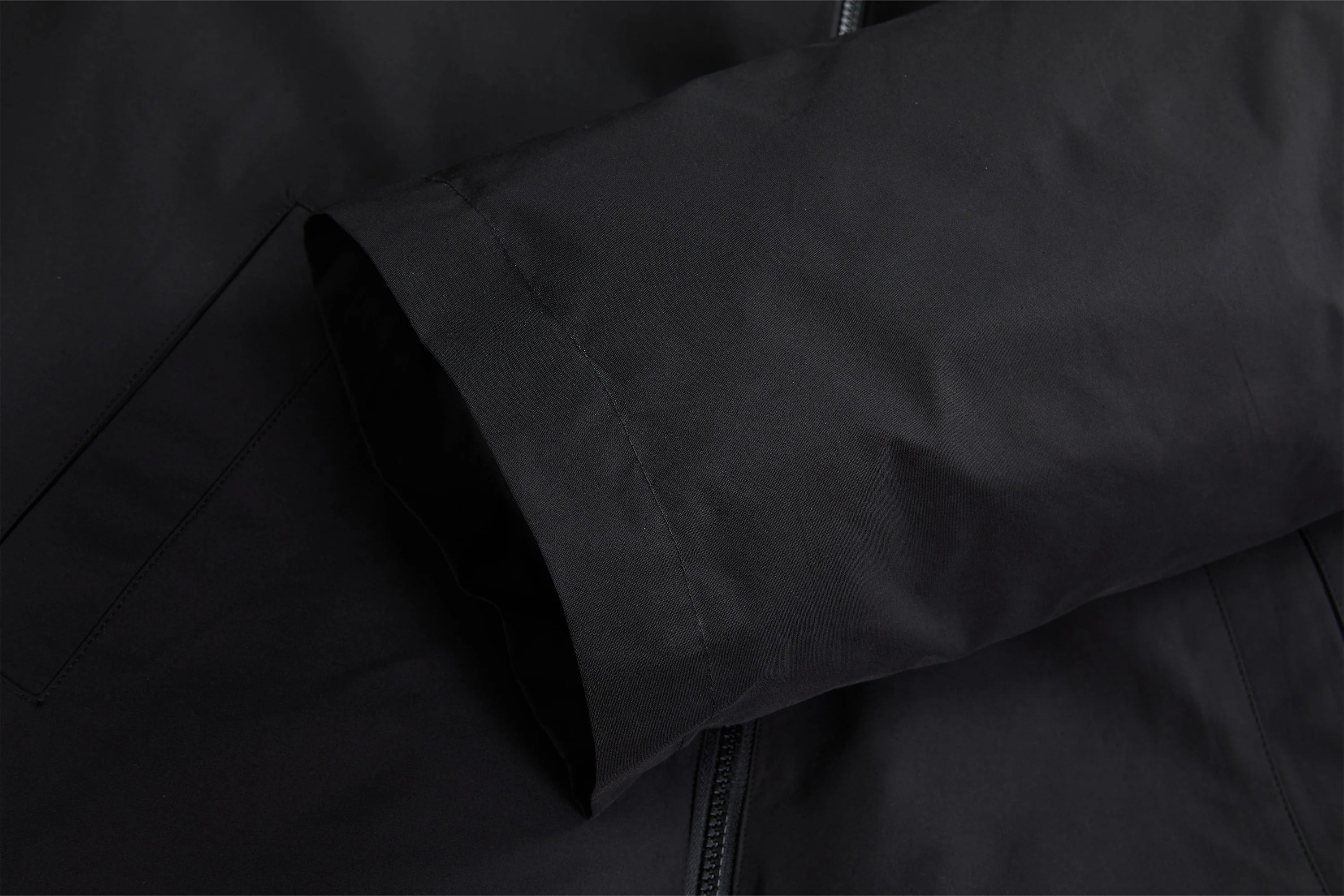 VANN VALRENCE High-Neck Oversized Long Down Coat