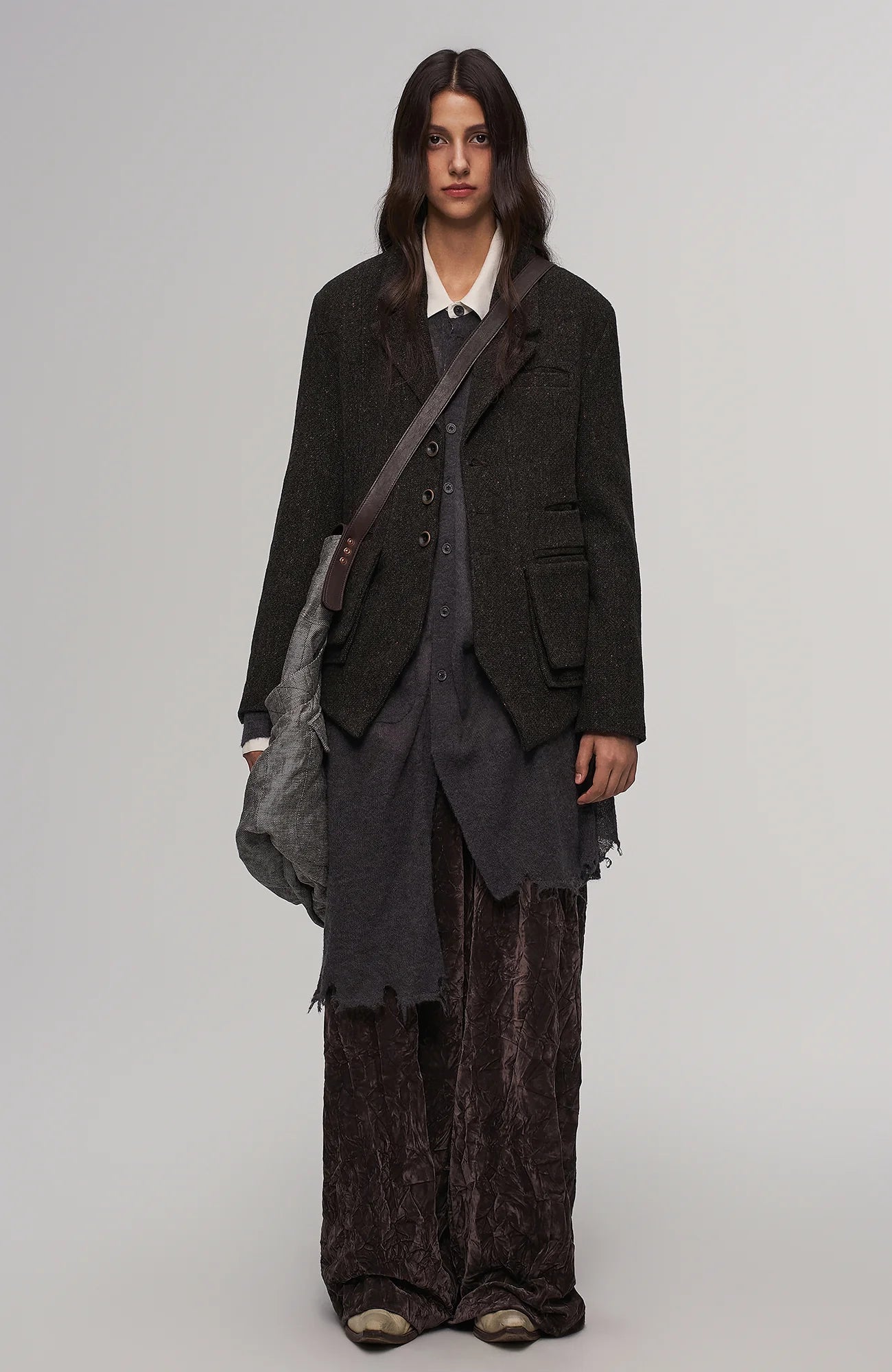 ILNya Nieternite Nifutur Oversized Linen Horsehide-Strap Messenger Bag