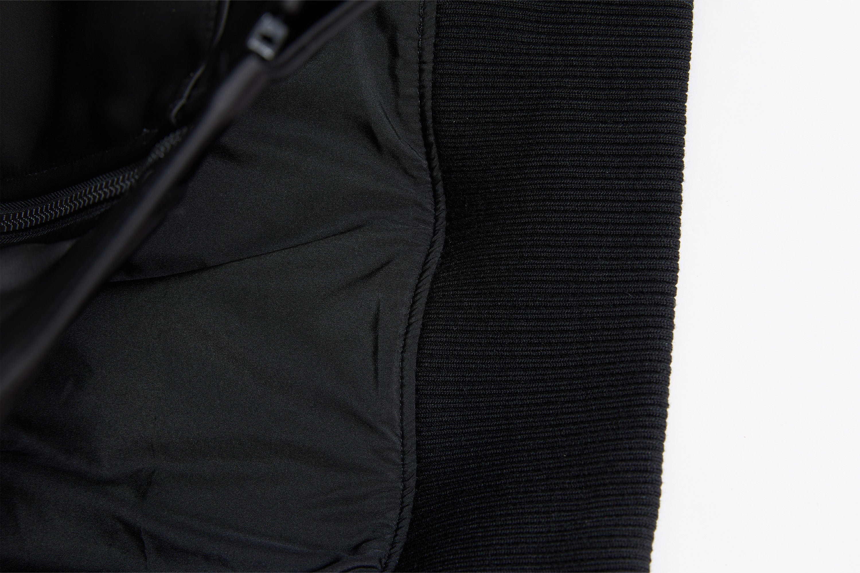 VANN VALRENCE Satin Oversized Down Bomber